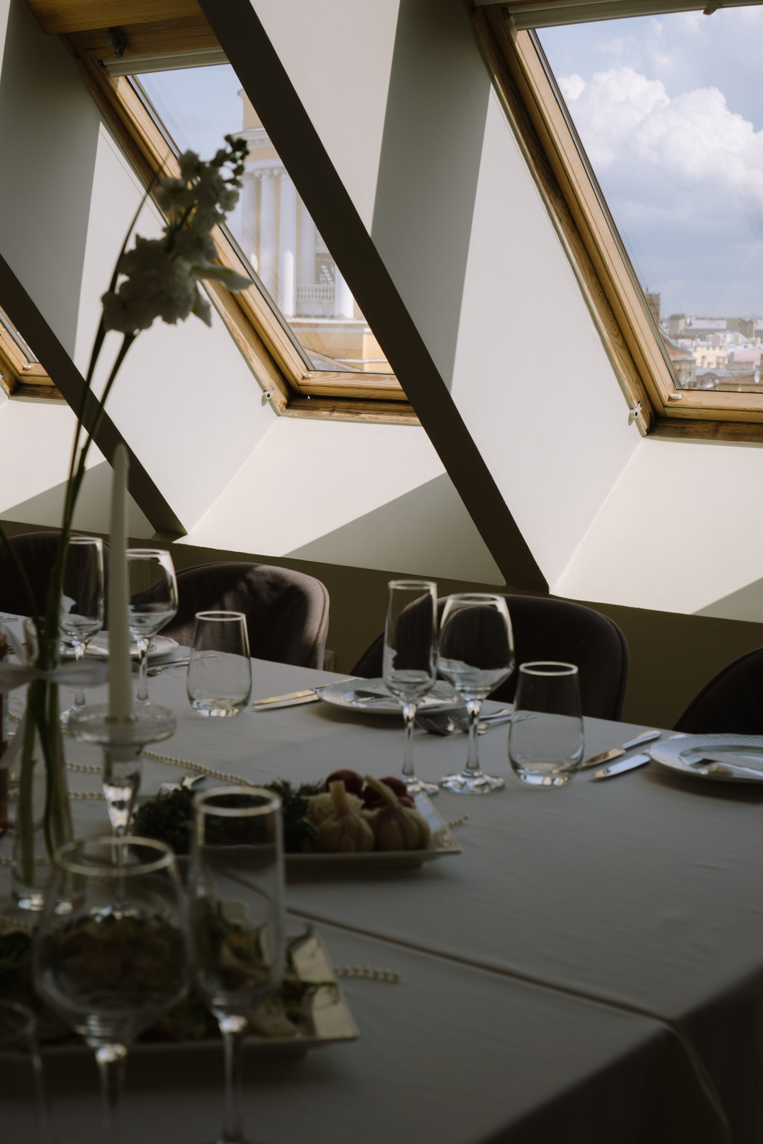 СВАДЕБНЫЙ БАНКЕТ НА ВЛАДИМИРСКОЙ В САНКТ-ПЕТЕРБУРГЕ (КАМЕРНАЯ СВАДЬБА). Профессиональный фотограф, Санкт-Петербург — Виктория Богомолова