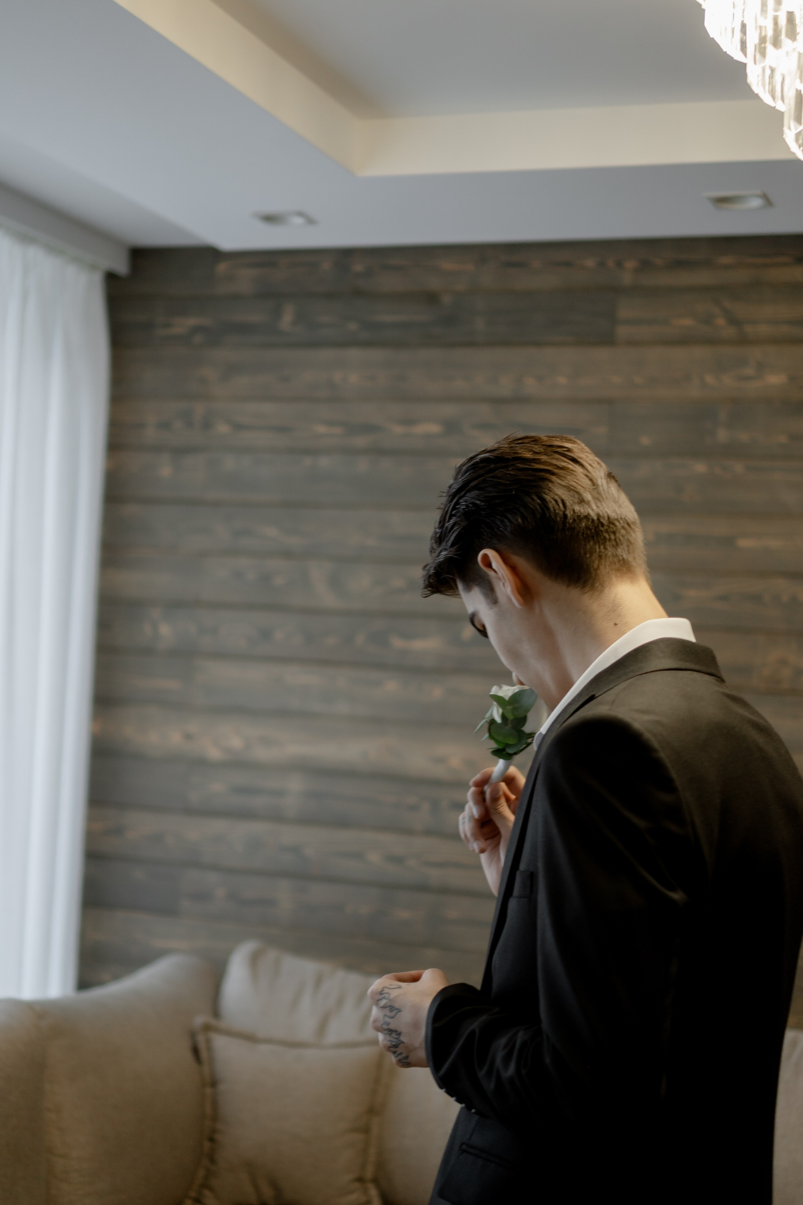 СВАДЕБНАЯ СЬЕМКА СБОРОВ В ОТЕЛЕ И ВЫЕЗД НА ЦЕРЕМОНИЮ (СНЯТО В СИБИРЕ В НИЖНЕВАРТОВСКЕ). Профессиональный фотограф, Санкт-Петербург — Виктория Богомолова