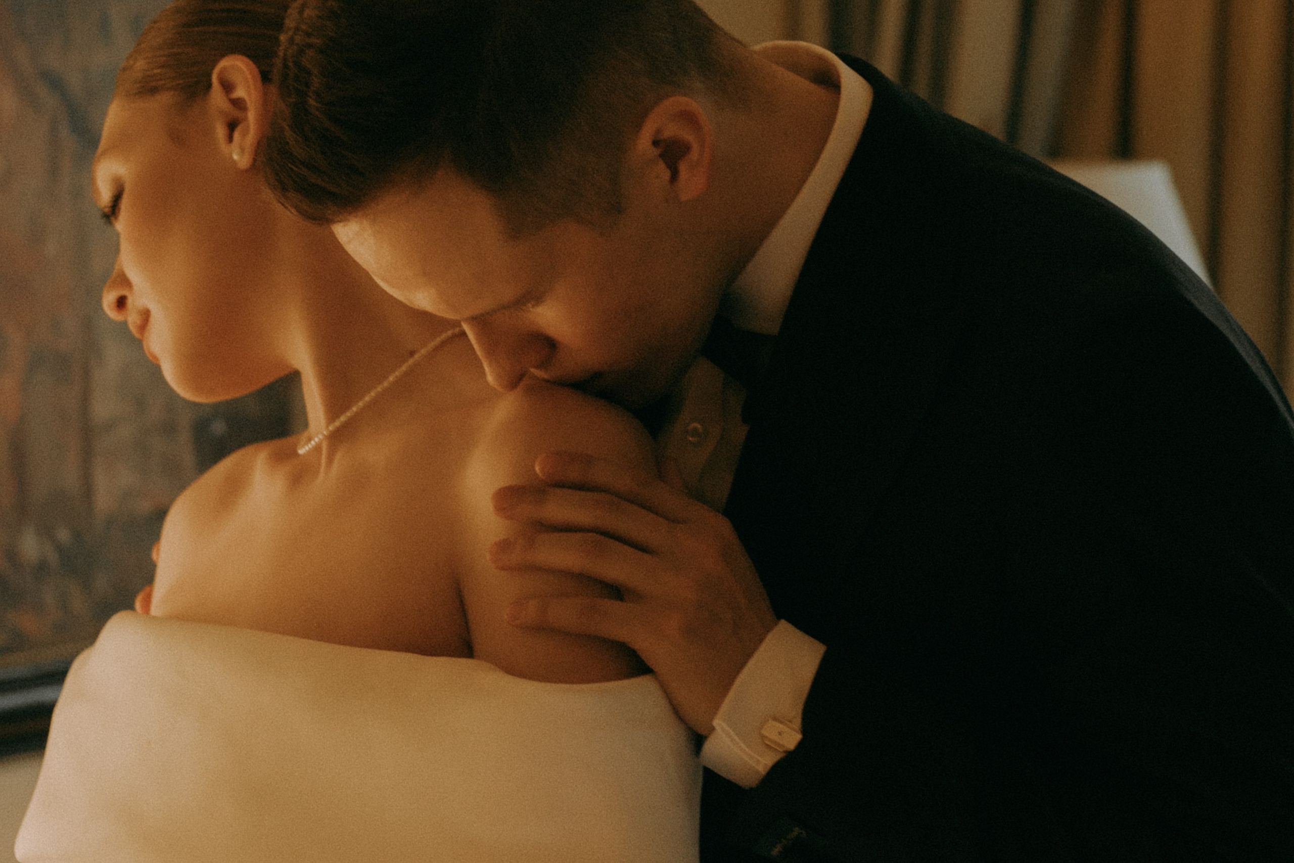 Роман и Валерия. Главная