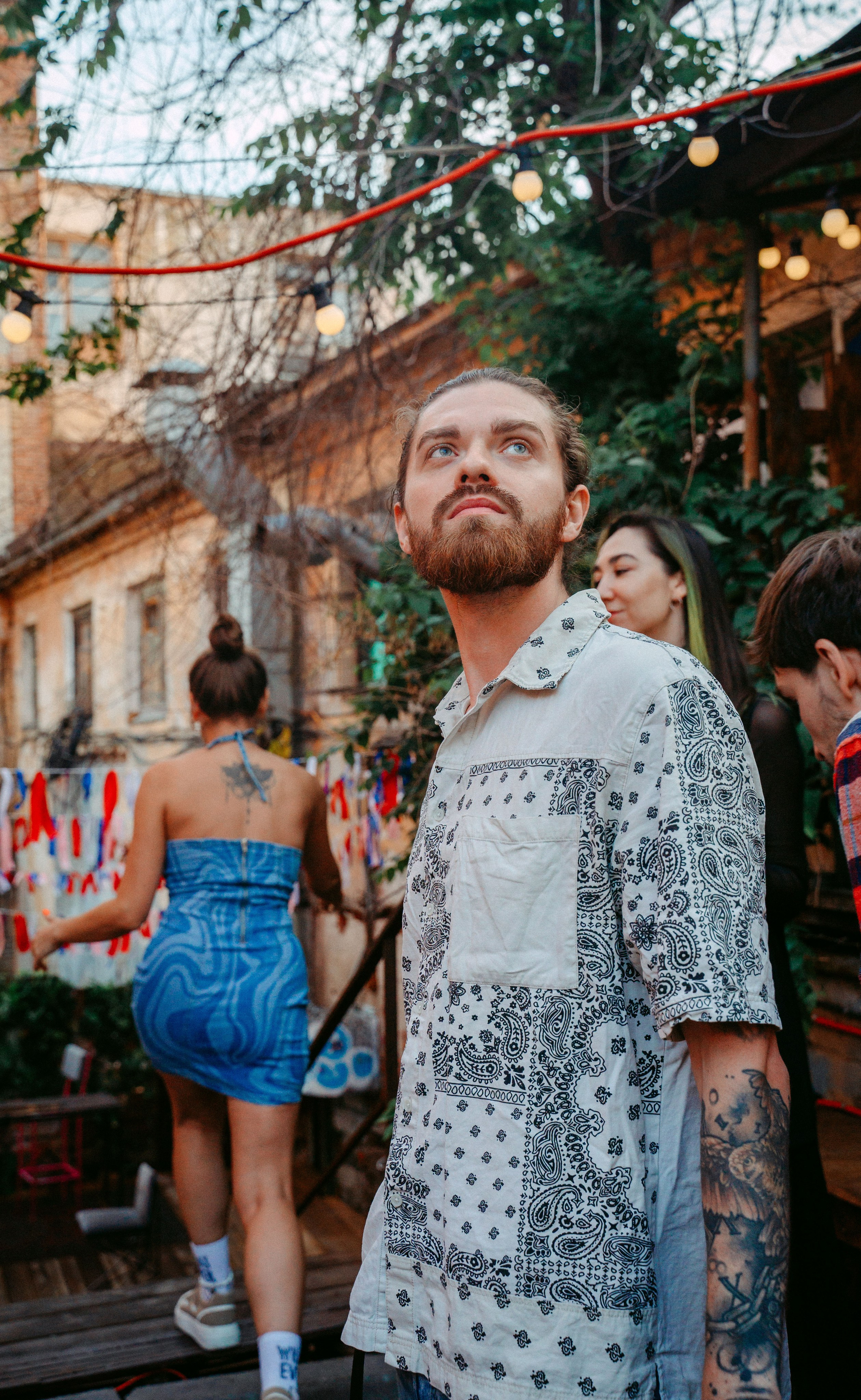 Дай Посмотрю. Экскурсия по Профсоюзной / 2023. Саша Копылов, фотограф в Казани