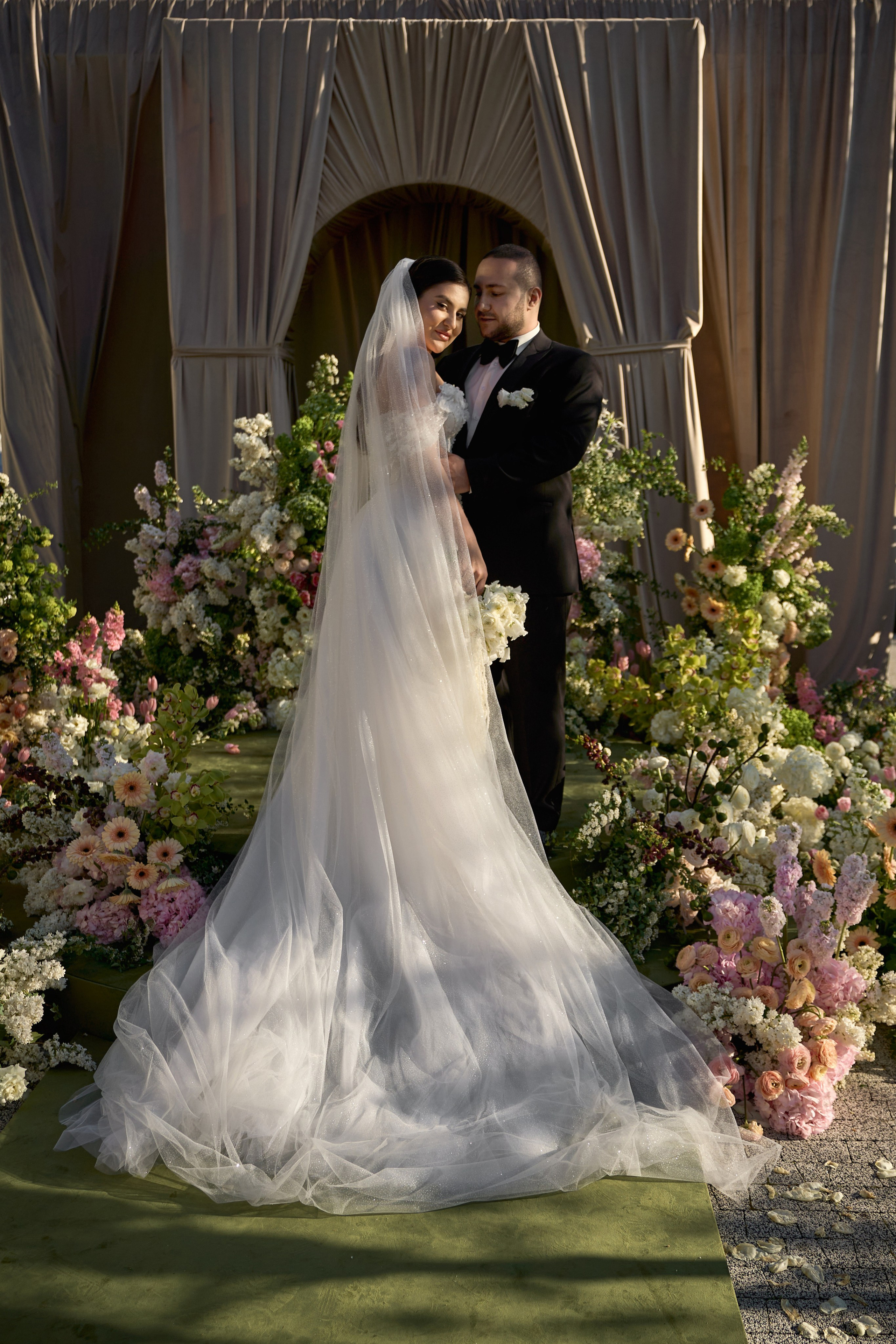 Лучшие свадебные фотографы Краснодара ТВИНС СТУДИО в Zagarro на Армянской свадьбе!. ТВИНС СТУДИО — лучшие свадебные фотографы и видеографы в Краснодаре