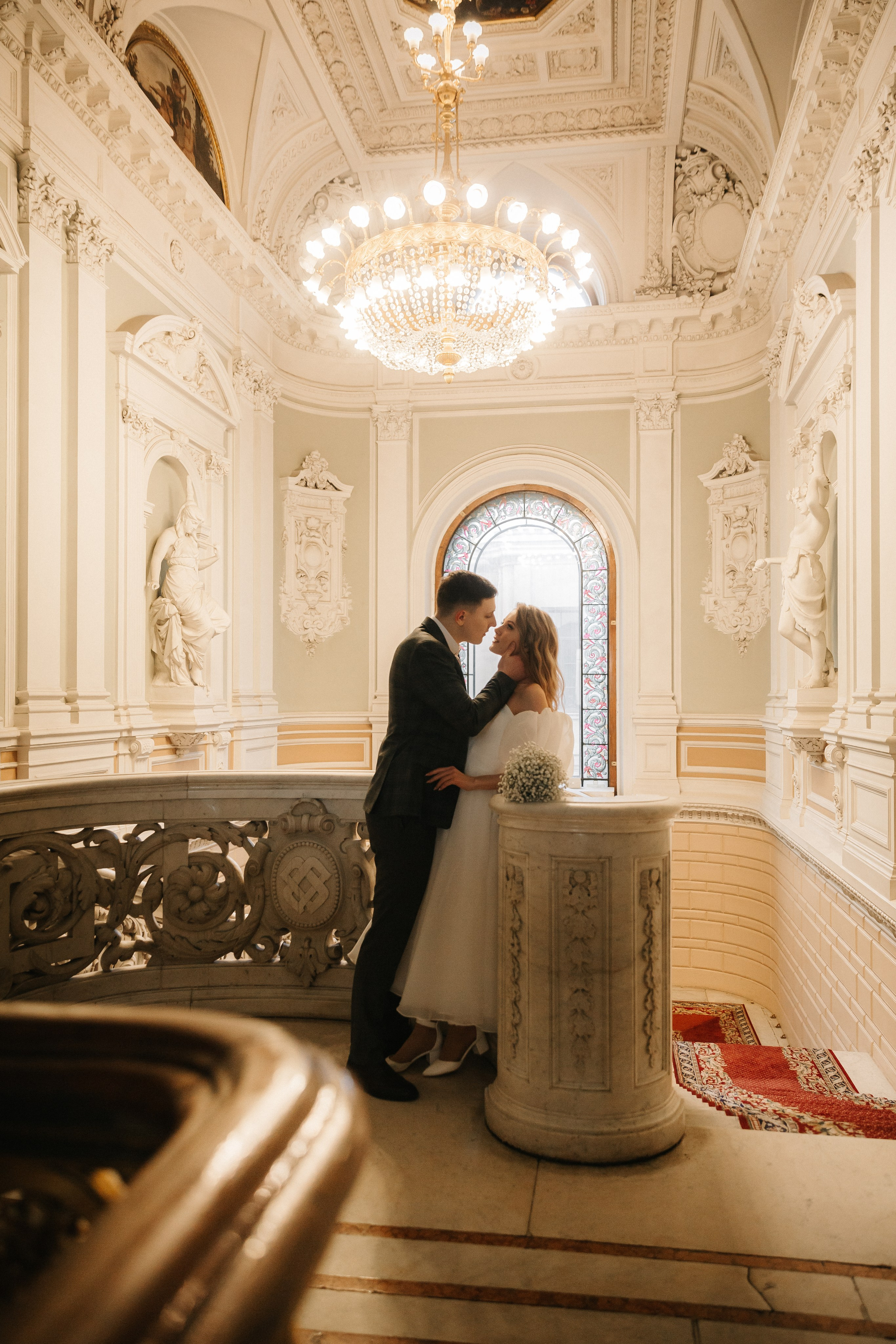 ДВОРЕЦ № 1 | Март, Исаакий, Английская набережная. Свадебный фотограф в Санкт-Петербурге Полина Корзухина