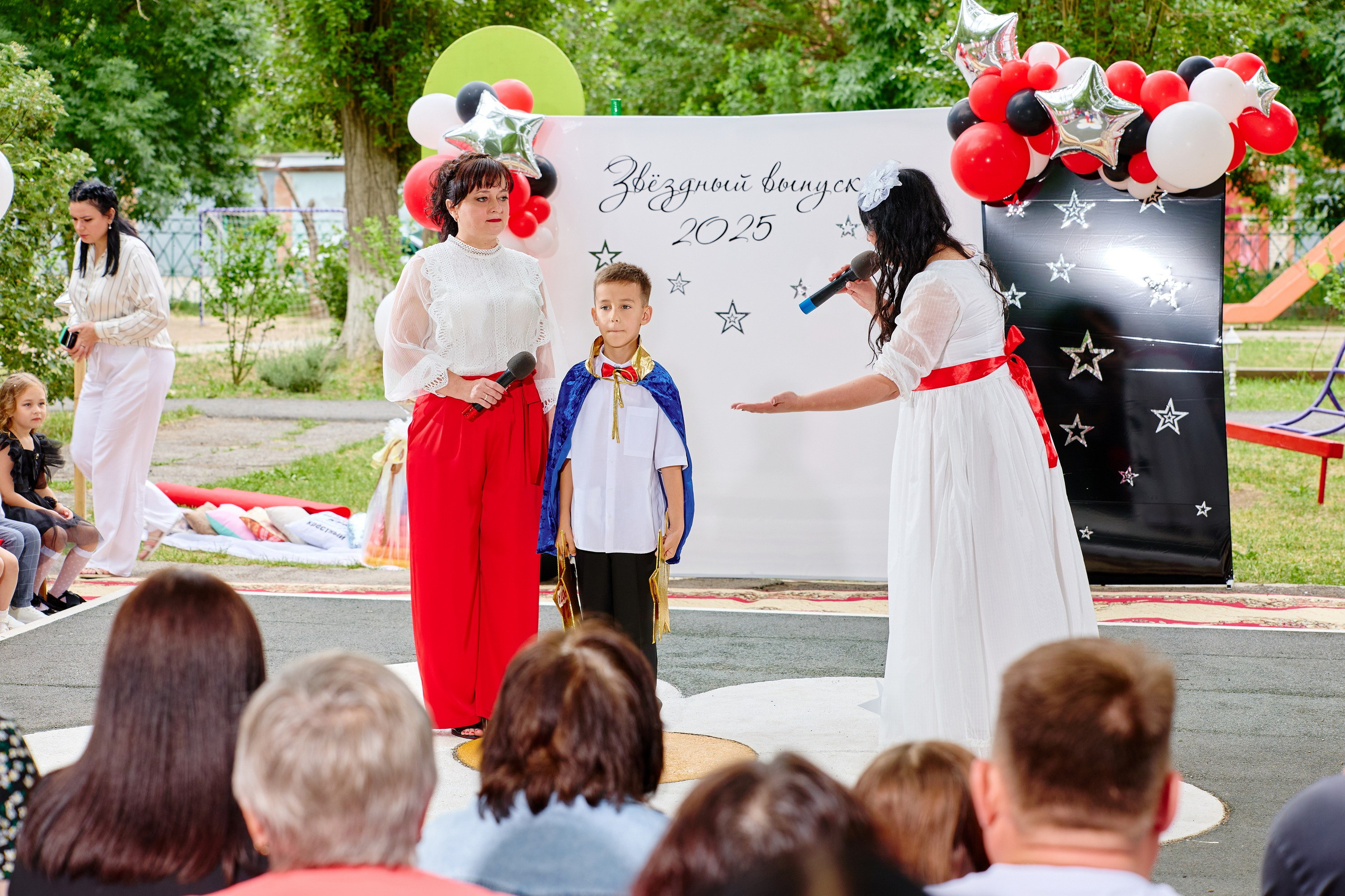 Выпускной 45 сад. Фотограф Выпускные альбомы Таганрог Сергей Коробченко