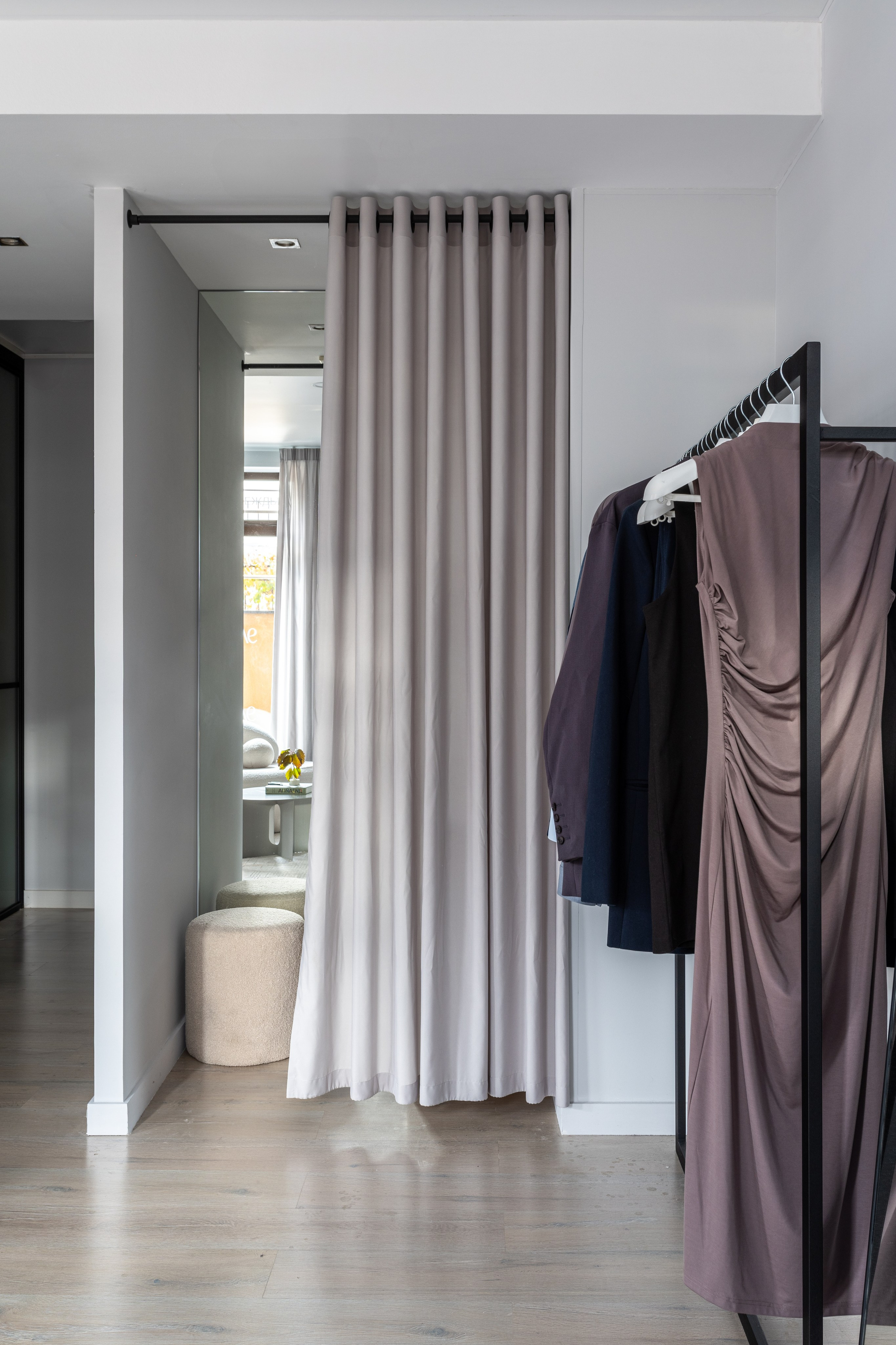 Шоурум магазина одежды WEME (136 м²). Елена Жукова. Архитектура, дизайн и ремонт