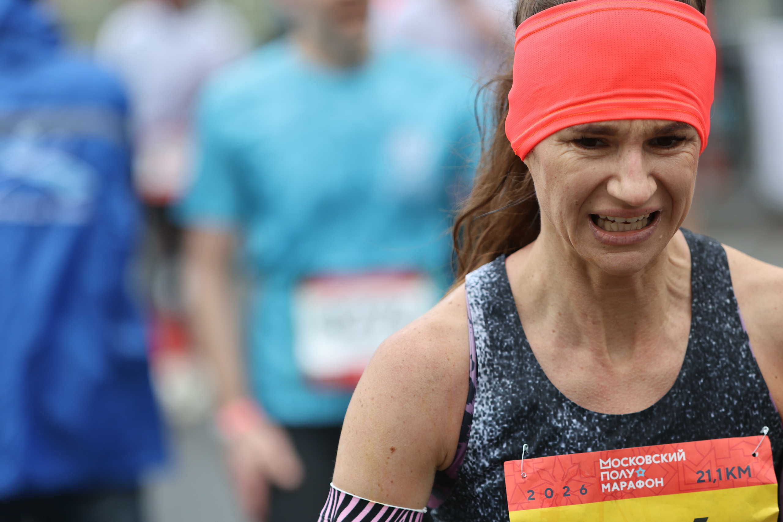 Московский полумарафон 25 и 26.04.26. Фотограф Сергей Ловкий