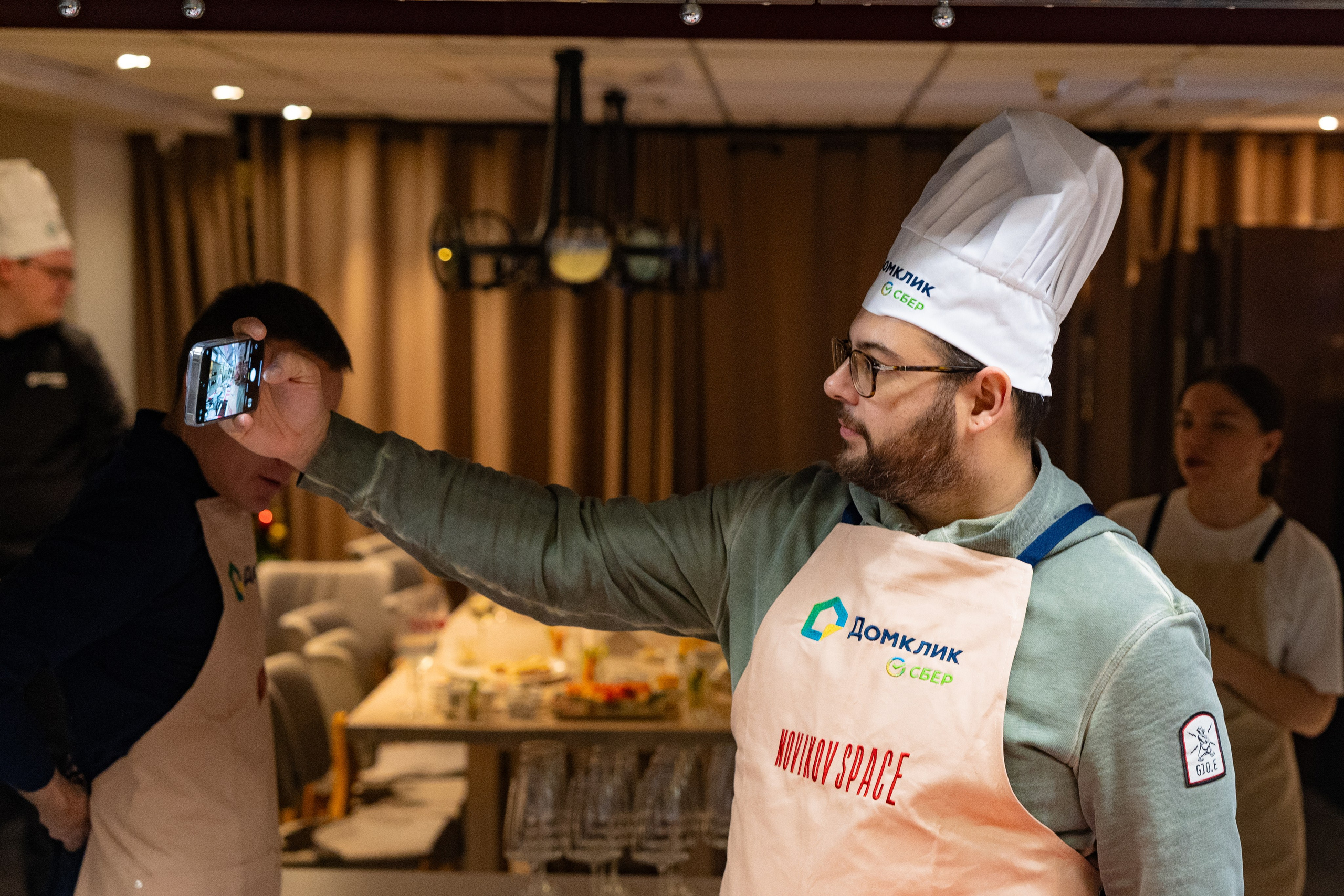 NOVIKOV SCHOOL — Умами зал. Фотограф Никита Комаров