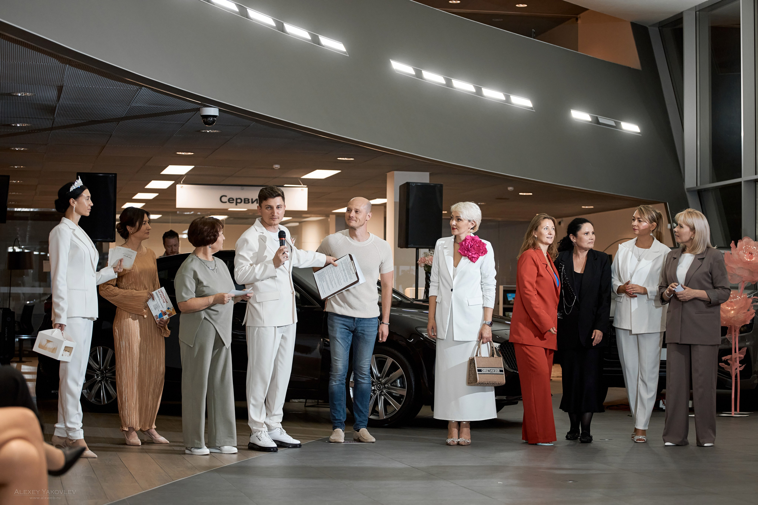 Модный показ PRE-FALL модельной школы Modeling+. Фотограф Алексей Яковлев