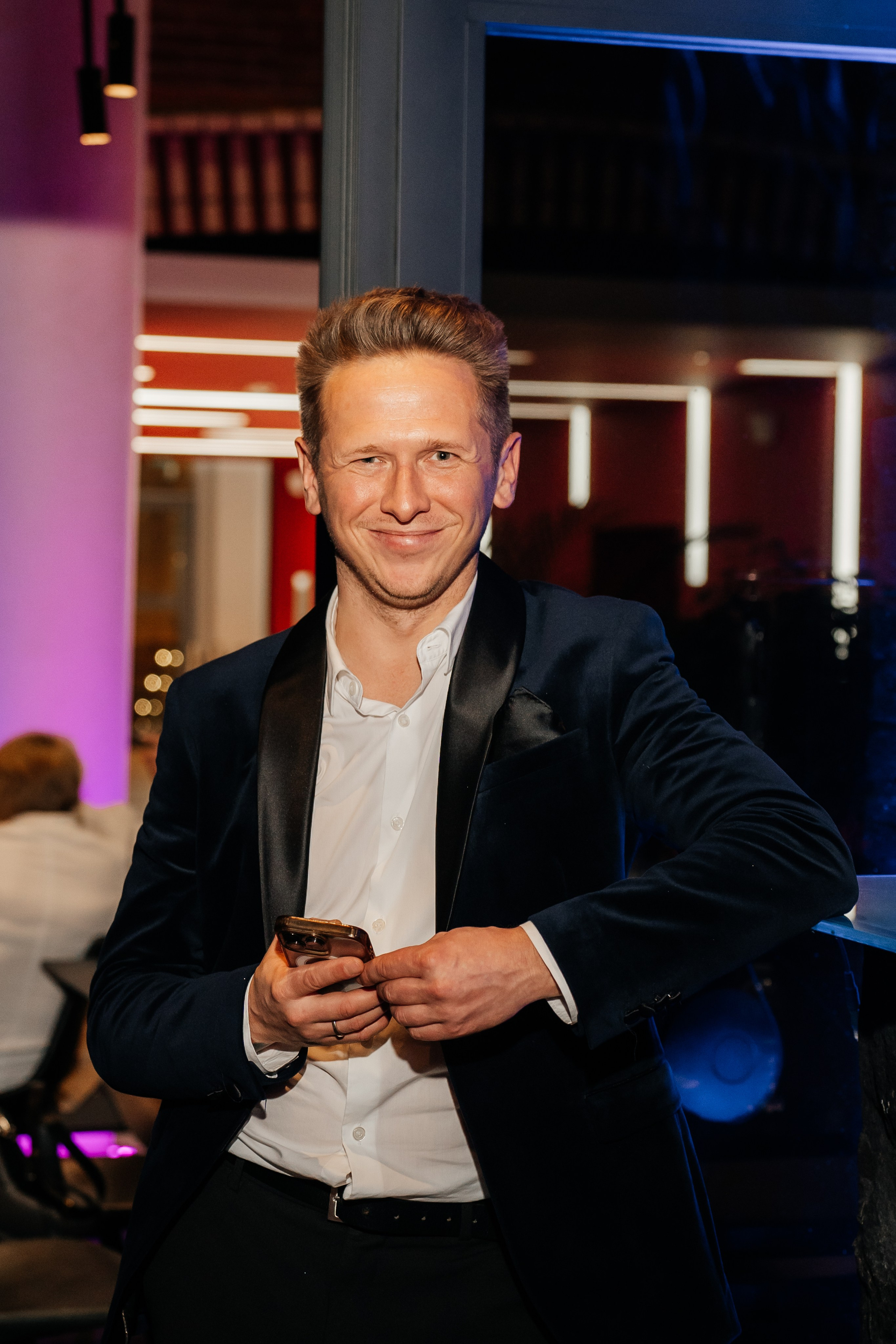 Юбилей клуба «ИНТУИЦИЯ». Семейный и репортажный фотограф в Москве Оксана Шилова