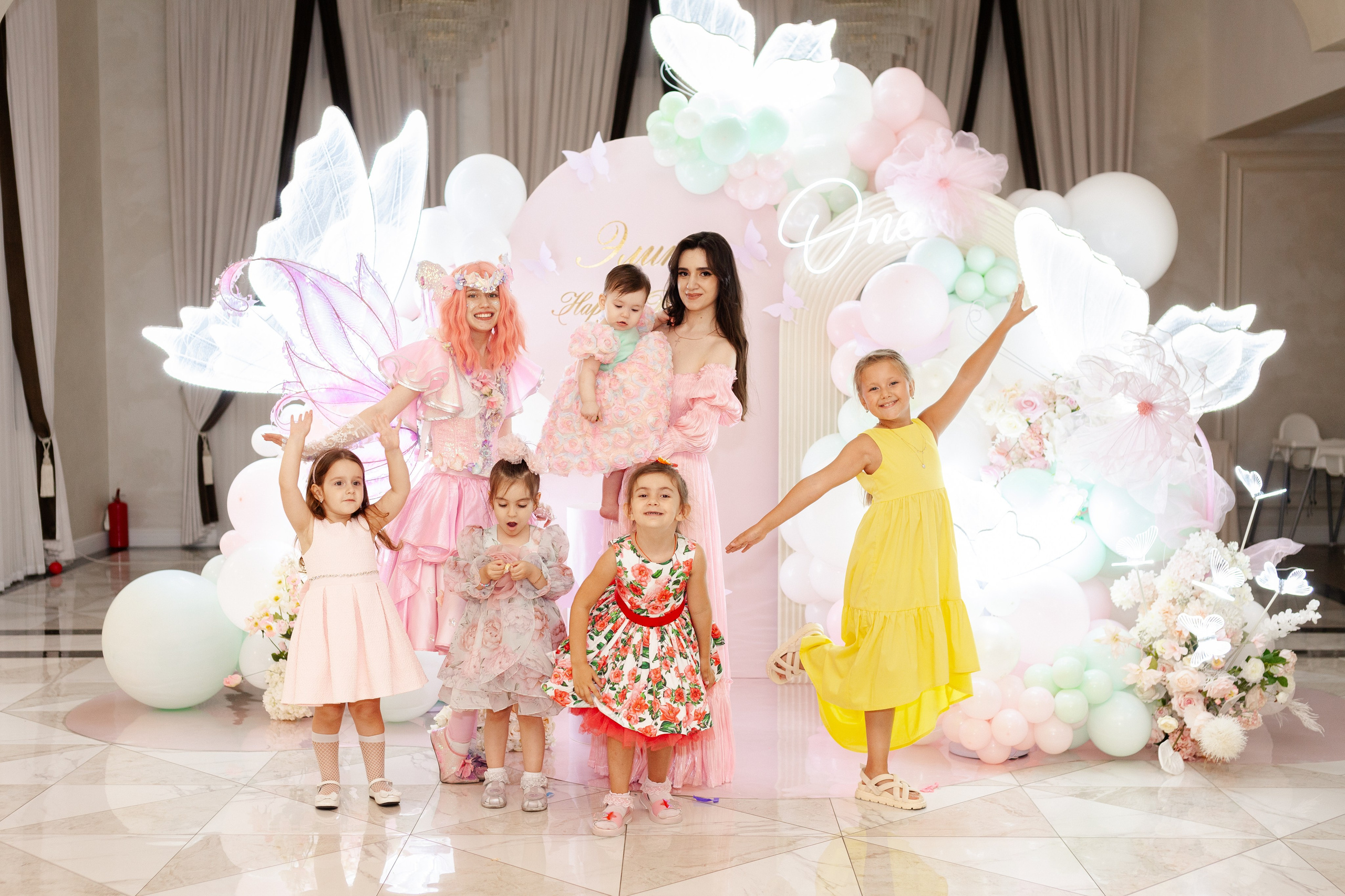 Годик Элине. Фотограф Ростов-на-Дону Свадебный Фотограф в Ростове Ксения Орлова