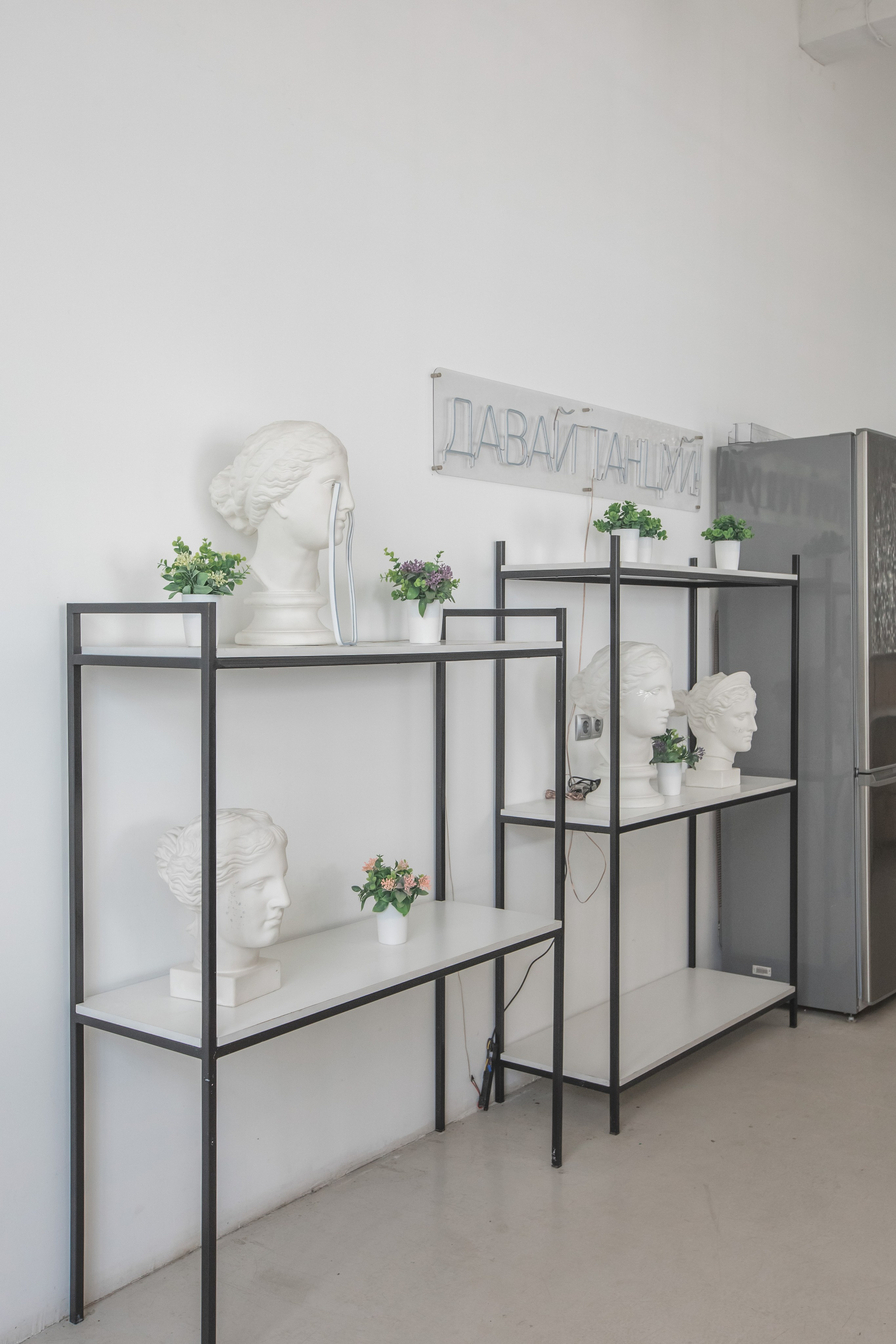 Mr. White (лето). Аренда лофта в СПб для мероприятий