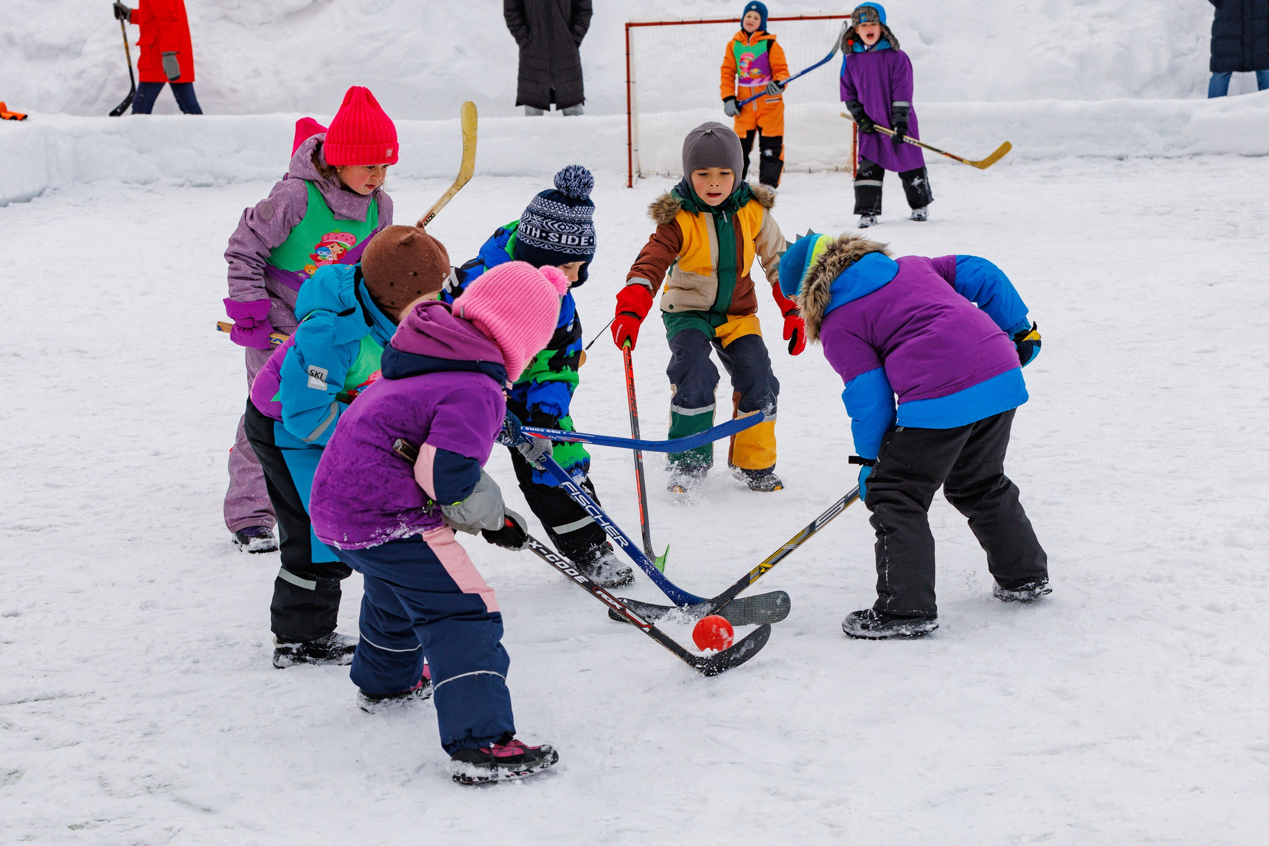 XIII чемпионат  по «ХОККЕЮ В ВАЛЕНКАХ». Свадебный, семейный и репортажный фотограф в Южно-Сахалинске Артур Петросян