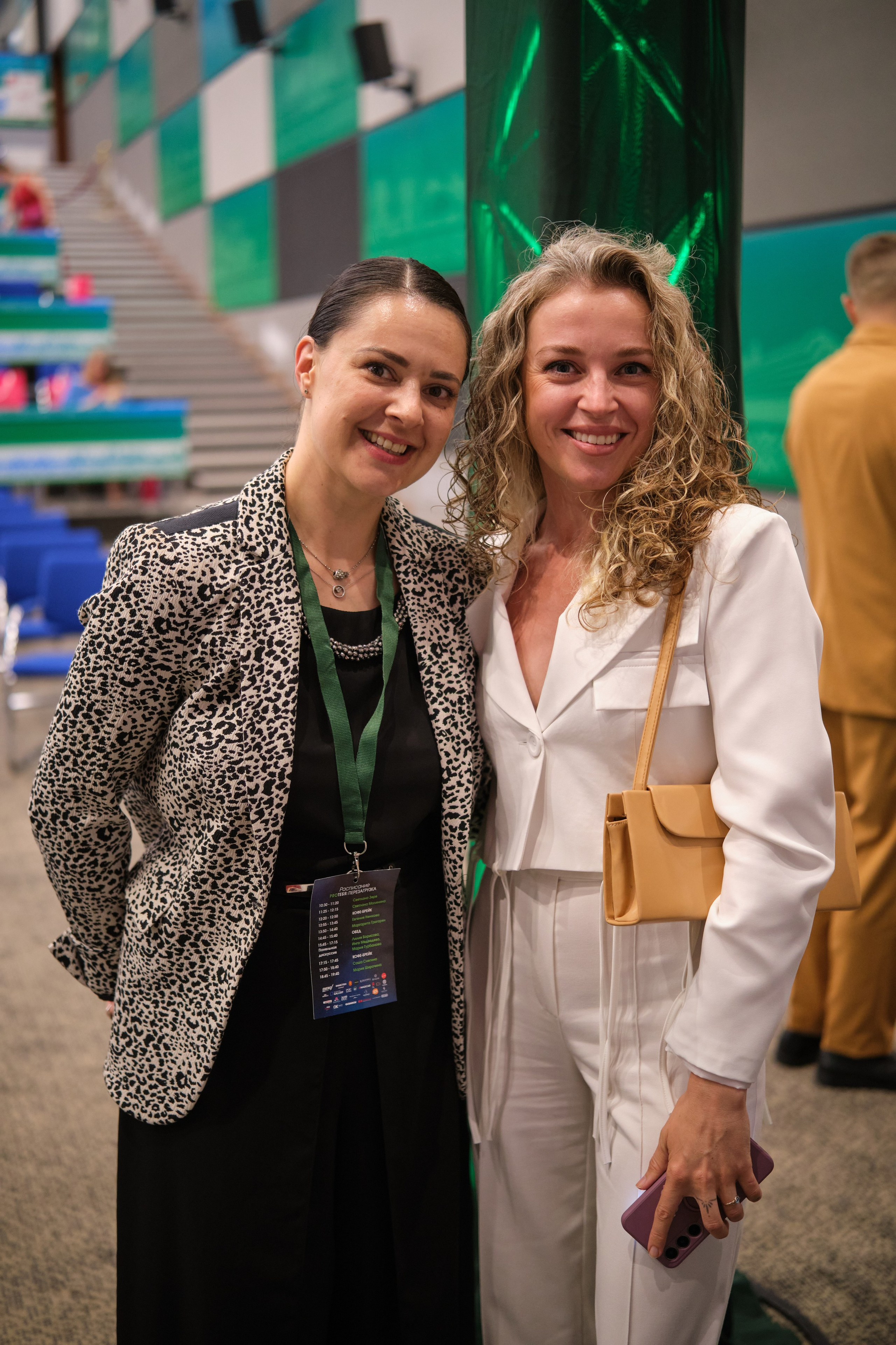 Женский форум PRОТебя. Репортажный фотограф Дмитрий Литвинский. Минск, Беларусь, мир