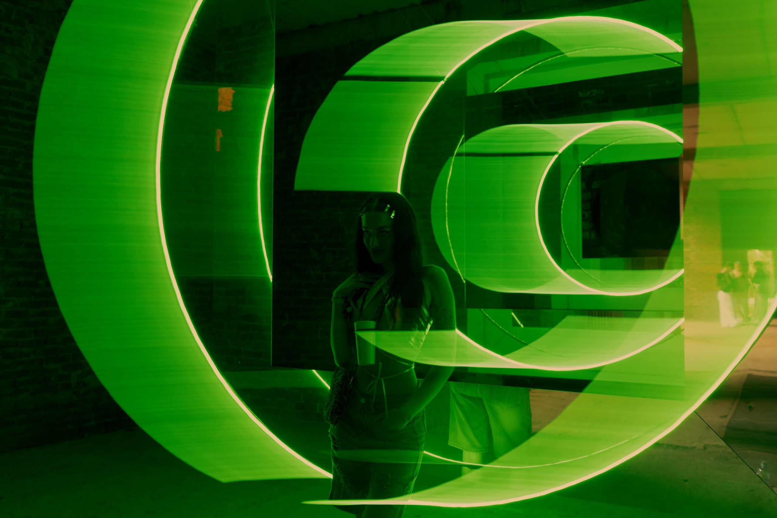 Outline 2024. @tomrus: Рустам Шагиморданов — фотограф