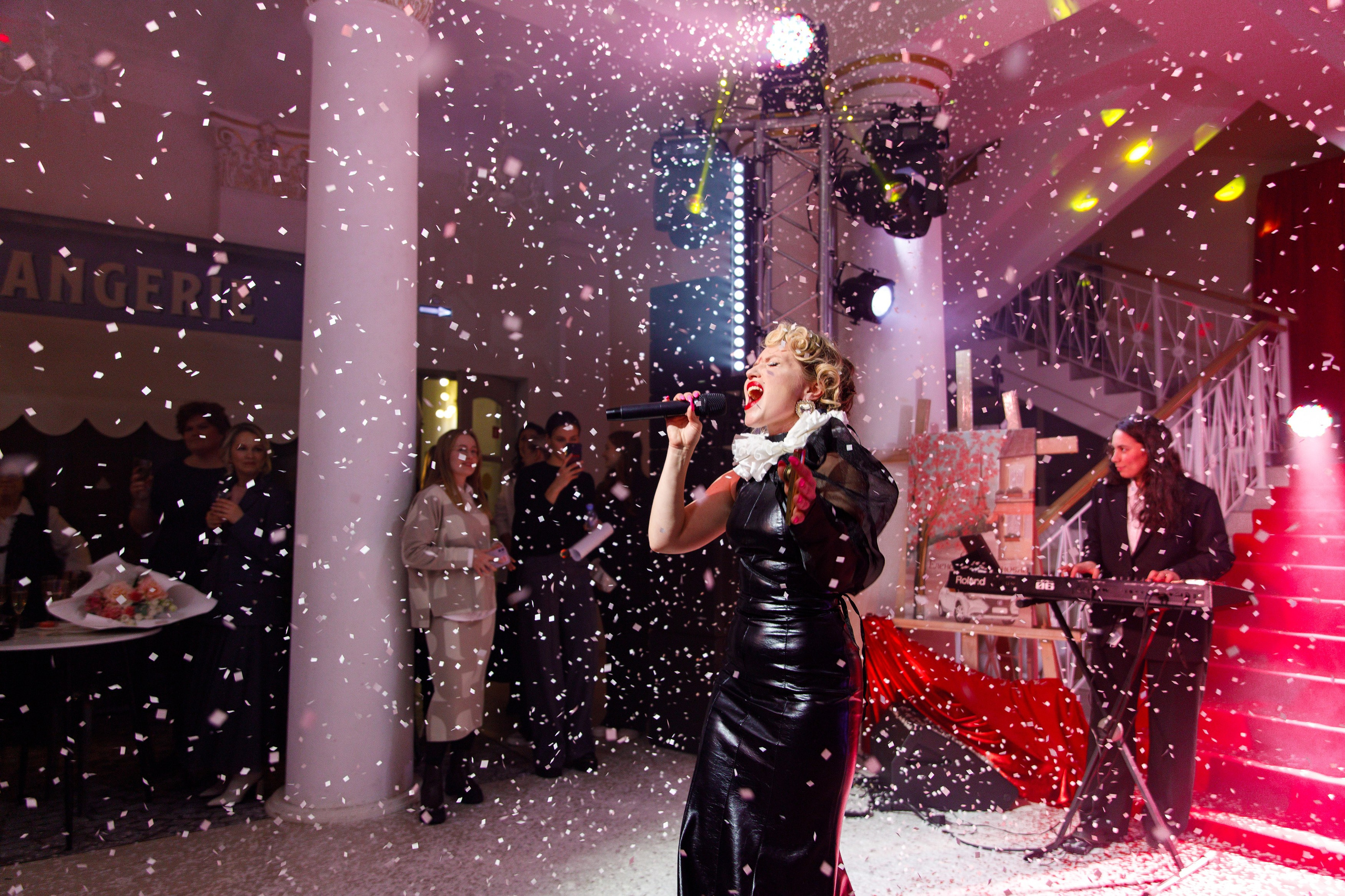 Награждение победителя конкурса «Учитель Года» г. Горнозаводск. Фотограф Дмитрий Молчанов | Фотограф Пермь | Фотограф