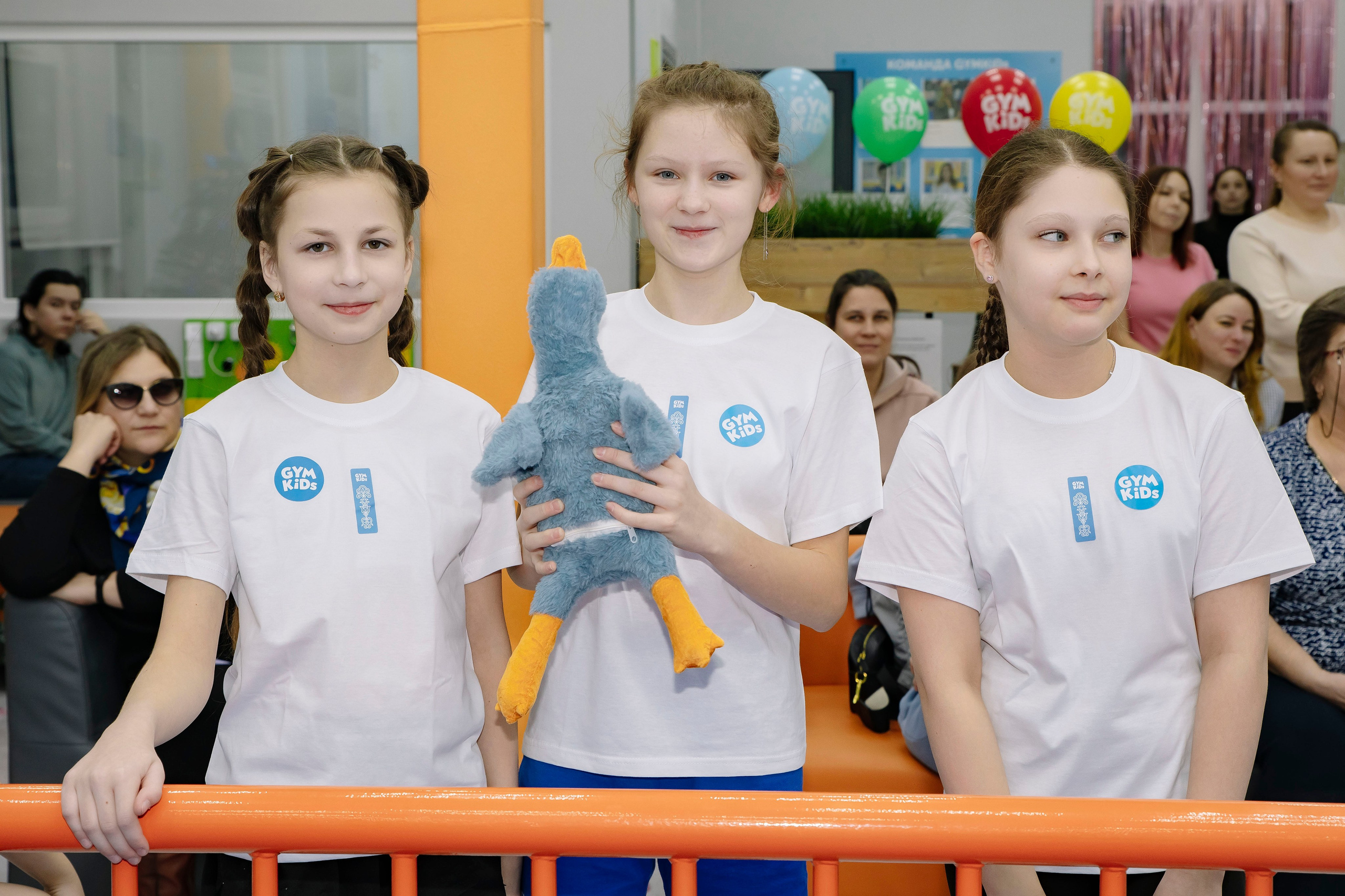 Соревнования по гимнастике в Gymkids Звенигород. Профессиональный фотограф в Москве | Заказать фотосессию и съемку