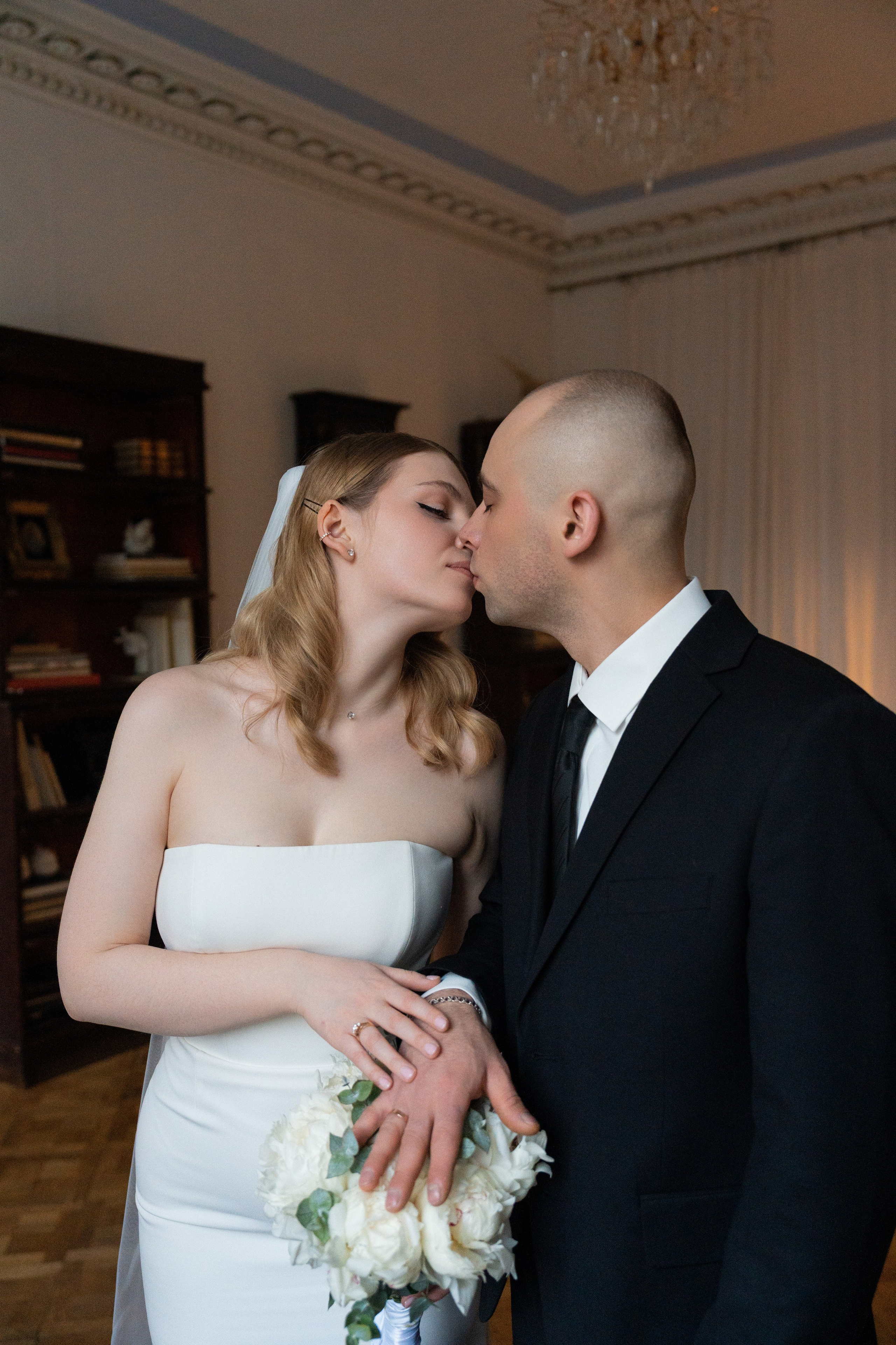 Мария и Алексей, студия 1884. Свадебный фотограф в Москве Анна Полушина