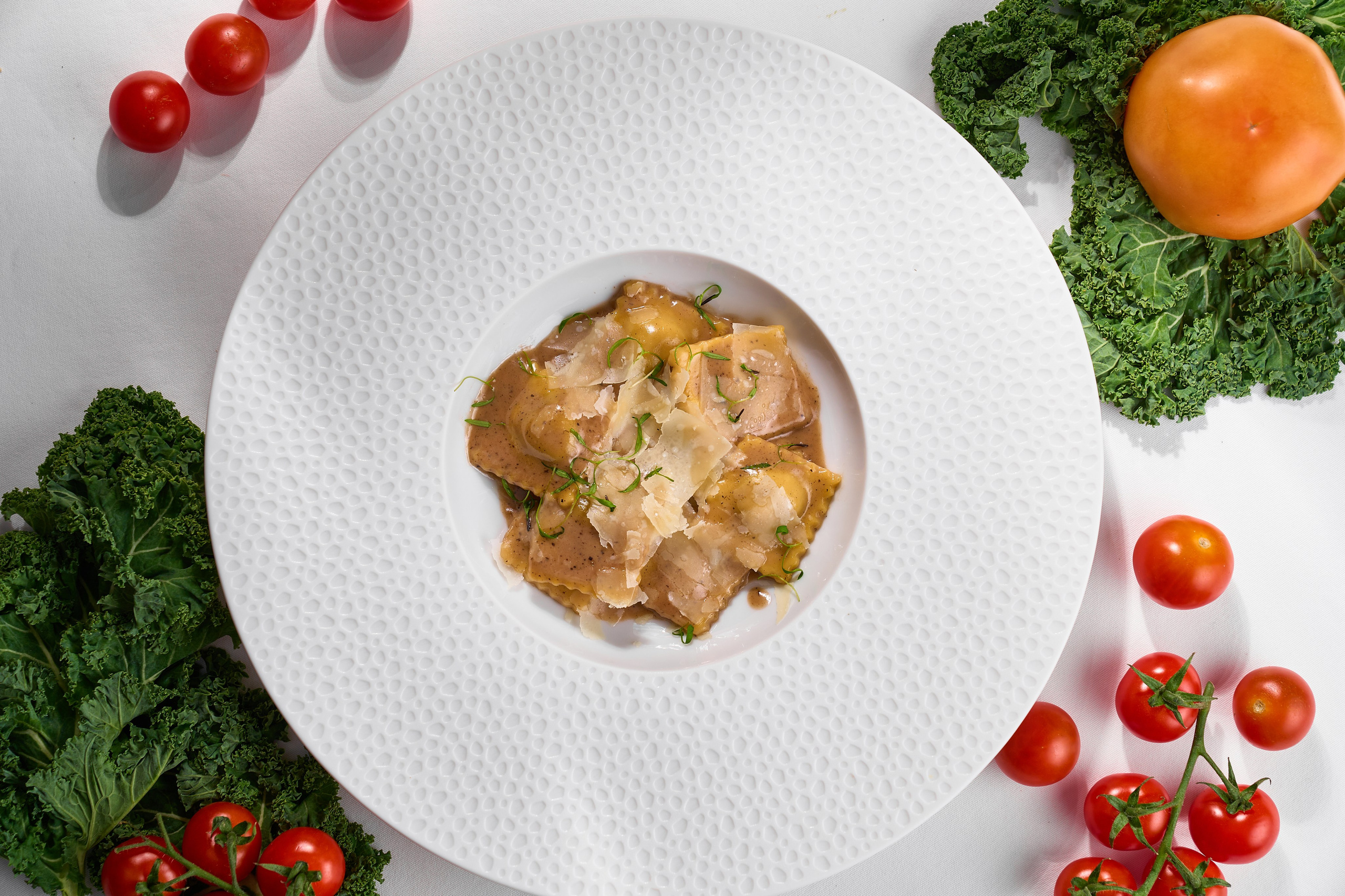 COSMOS ITALY — СЪЕМКА МЕНЮ