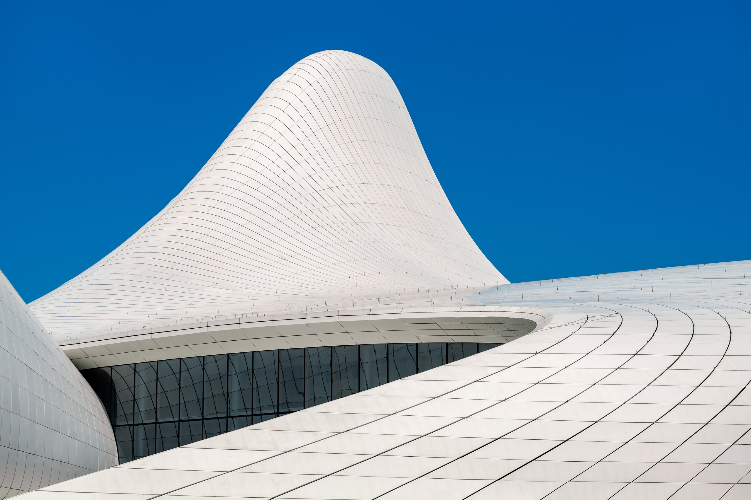 Heydar Aliyev Center | Baku. Архитектурный фотограф Кирилл Цыбенко. Работаю в Москве, по всей России и Миру