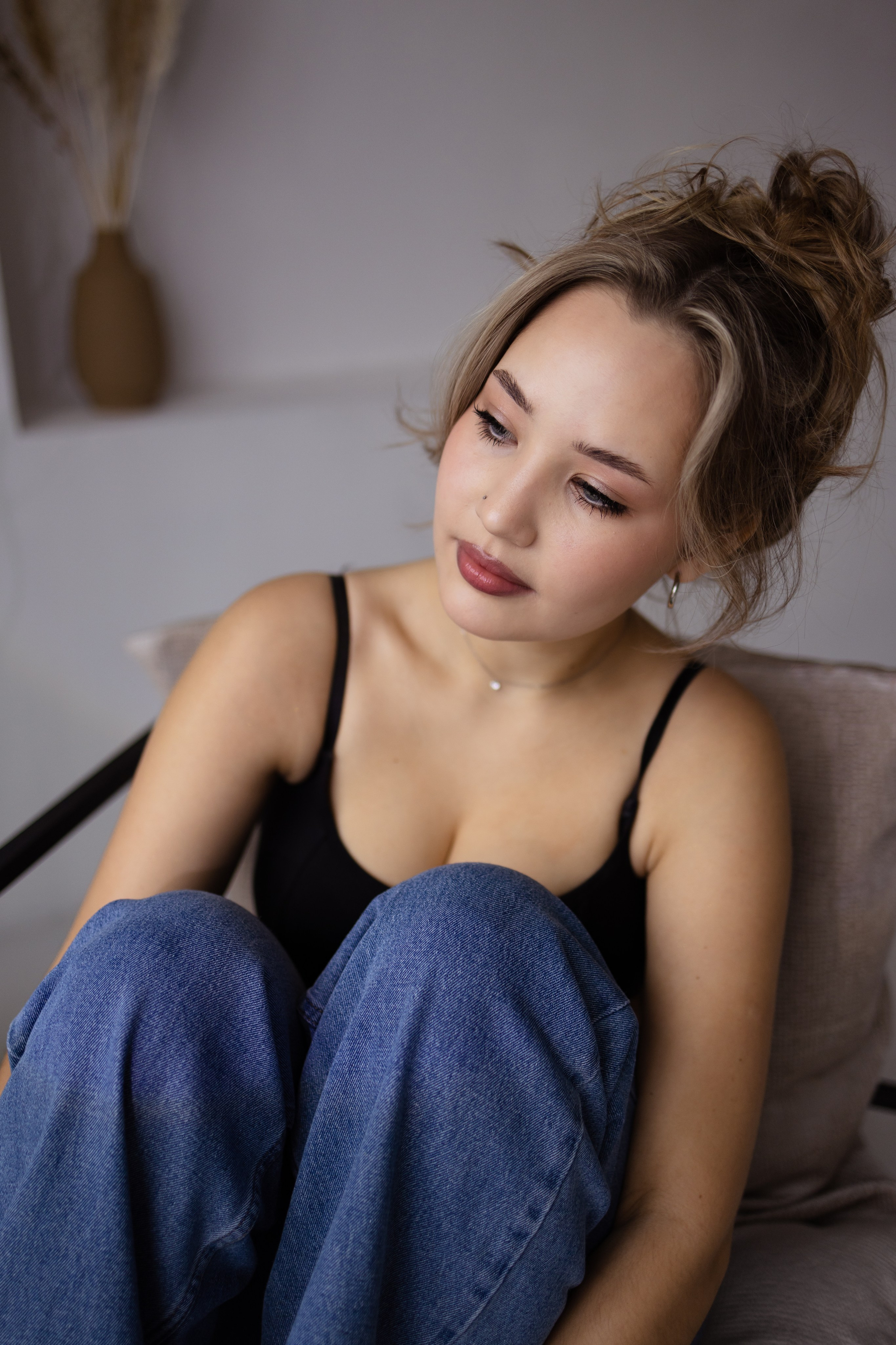 Женский студийный портрет (9.02.2025) г. Обнинск (Калужская обл.). Надежда Стар семейный и церковный фотограф в Жукове и Калужской области