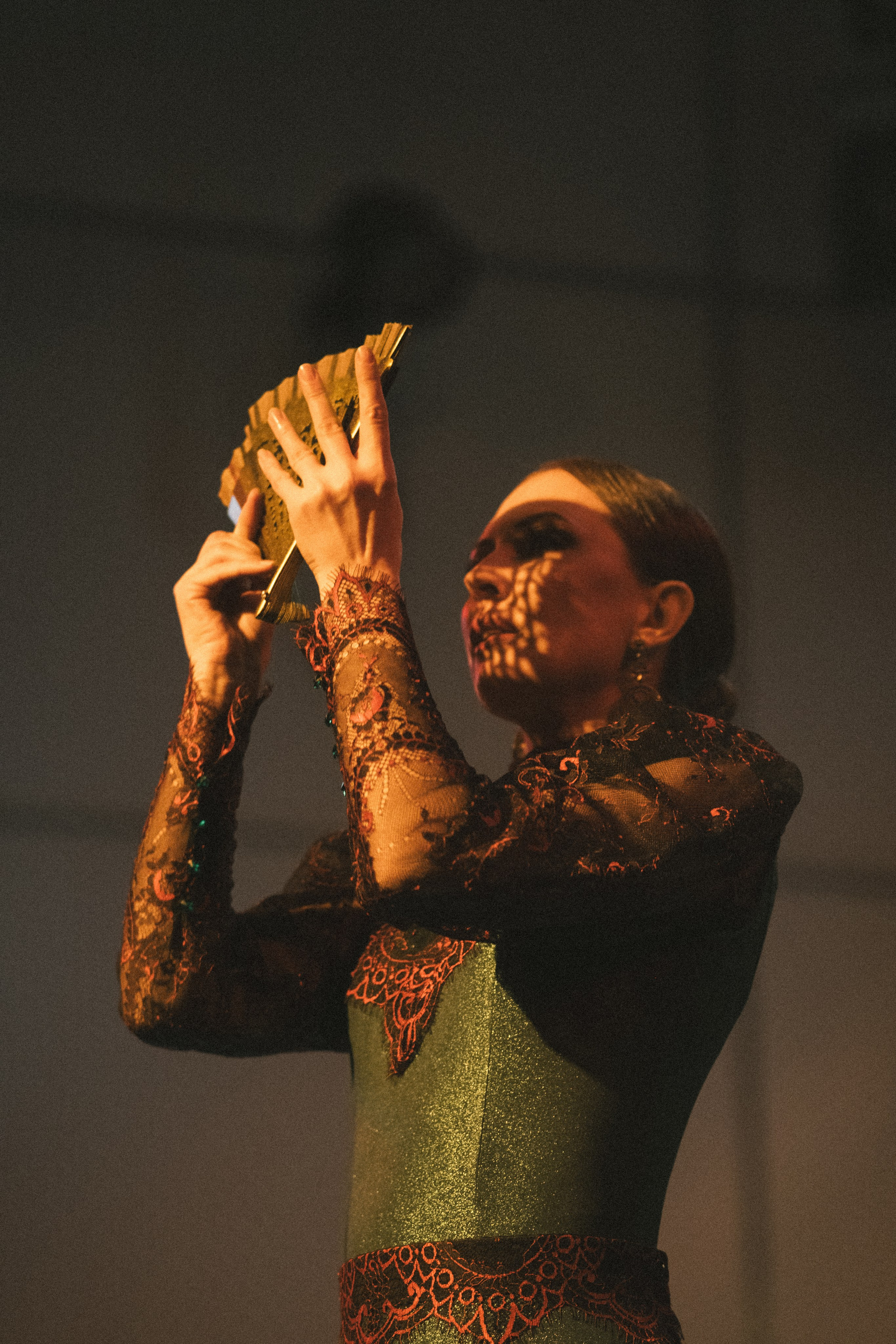 Спектакль «Mujeres» («Женщины»), студия фламенко Tierra del Sol. Анна Демидова — фотография для жизни и бизнеса в Абакане