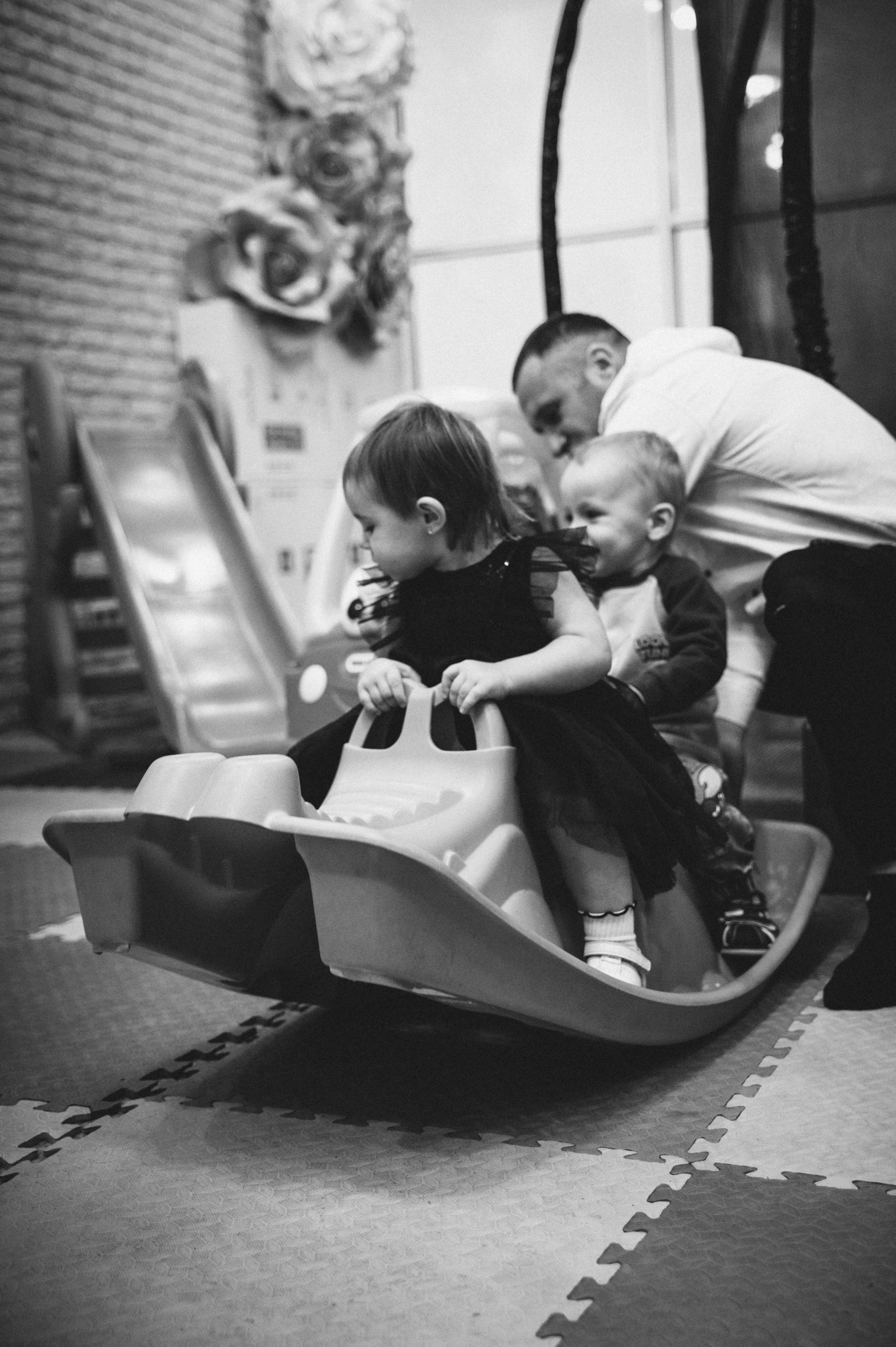 Анечке 2 года (MIA FAMILIA семейное кафе). Семейный фотограф в Минске Дарья Дреко