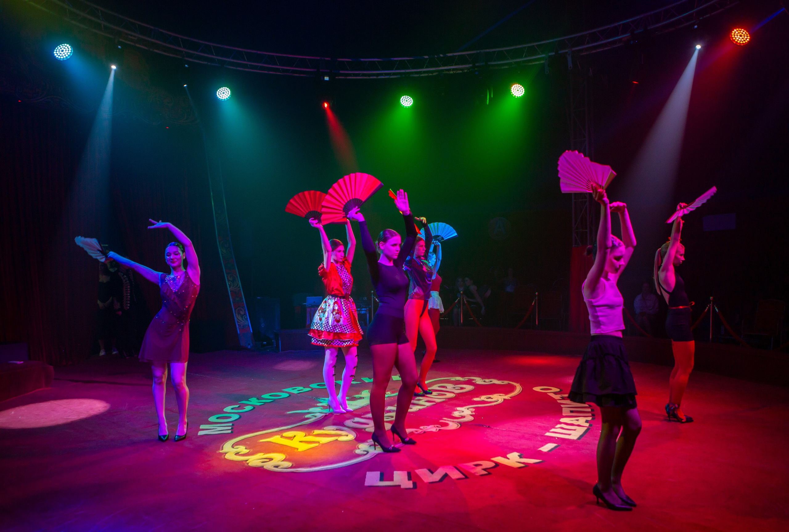 MANEGE SHOW. Репортажный, семейный, свадебный, портретный фотограф