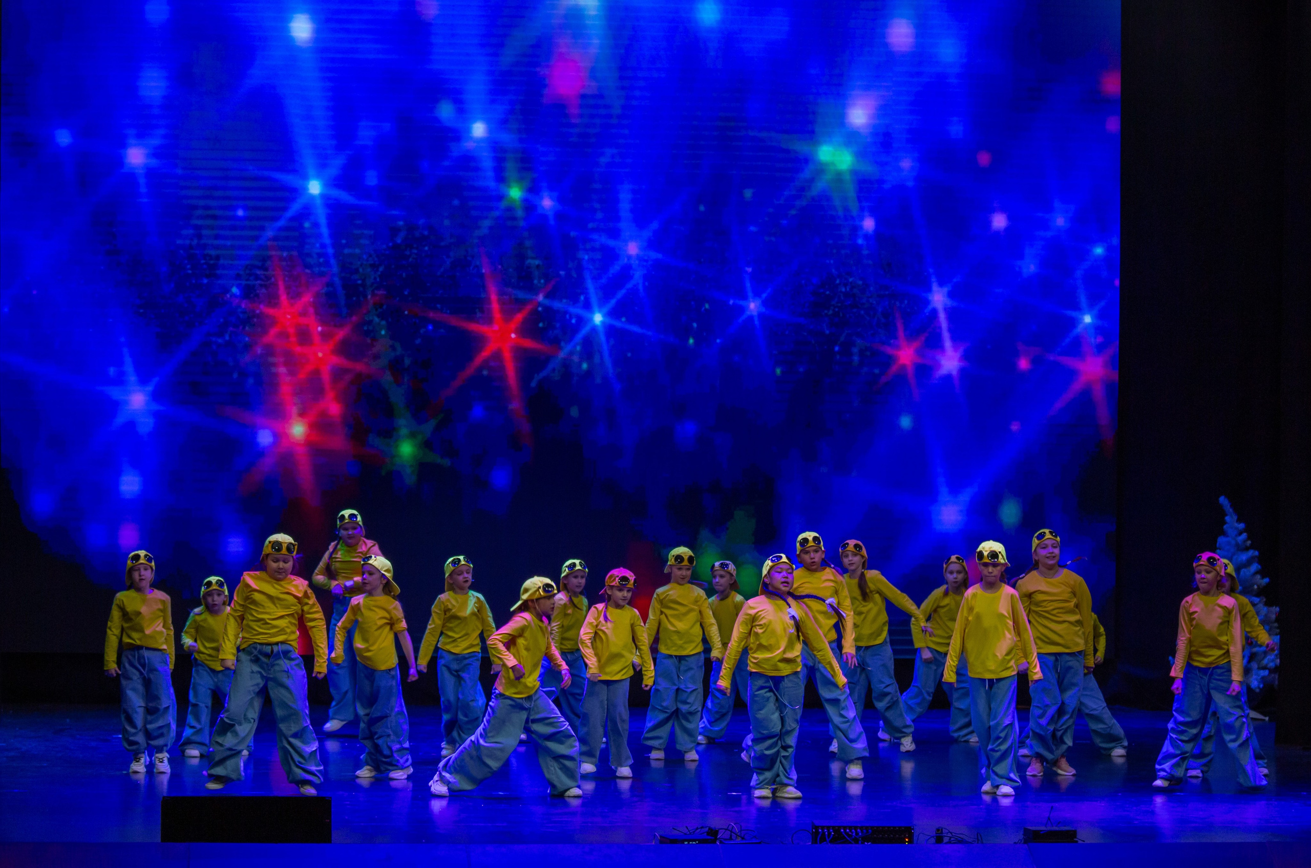 Концерт детской танцевальной школы. Репортажный, семейный, свадебный, портретный фотограф