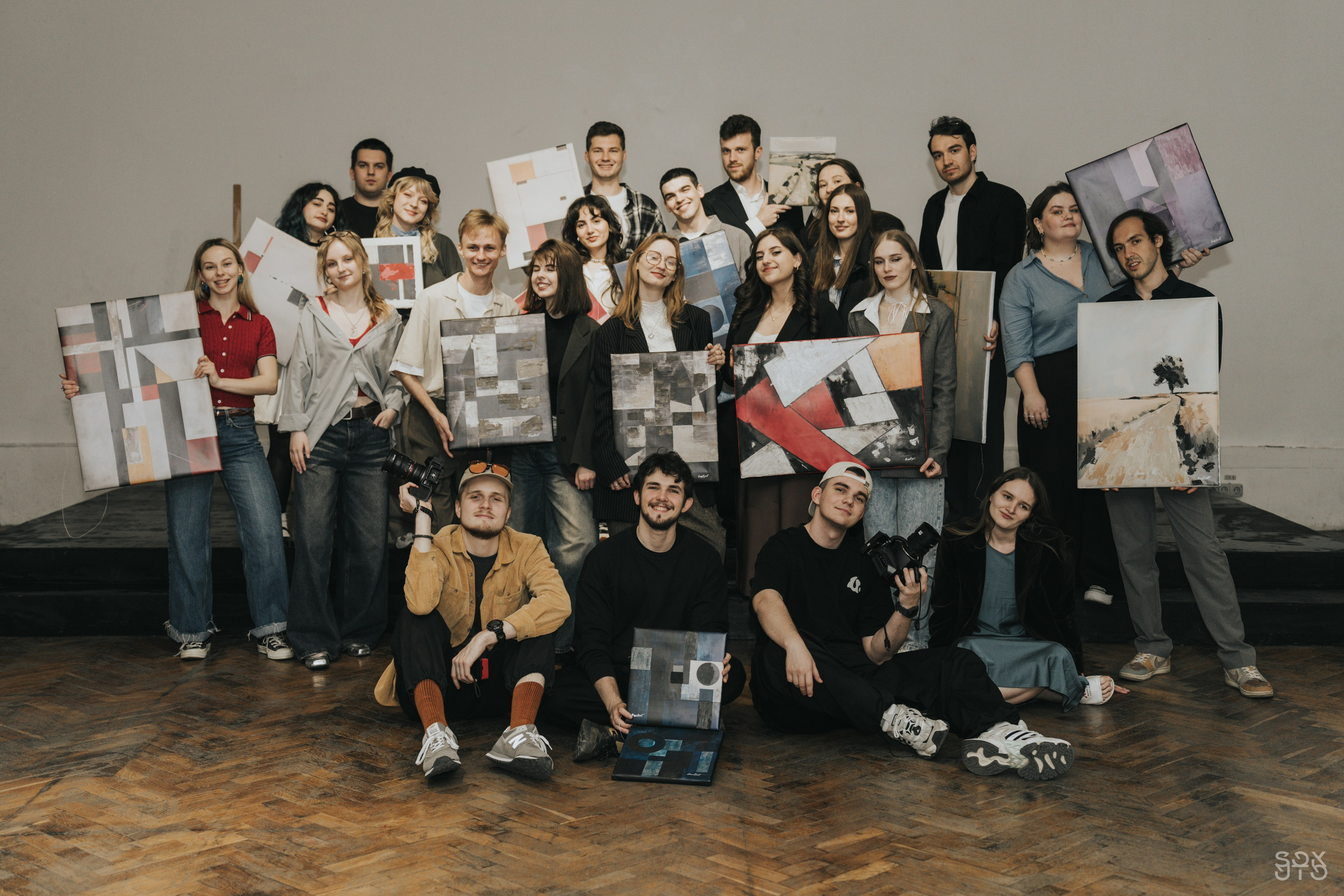 BAKED ROLL x Grad! ent