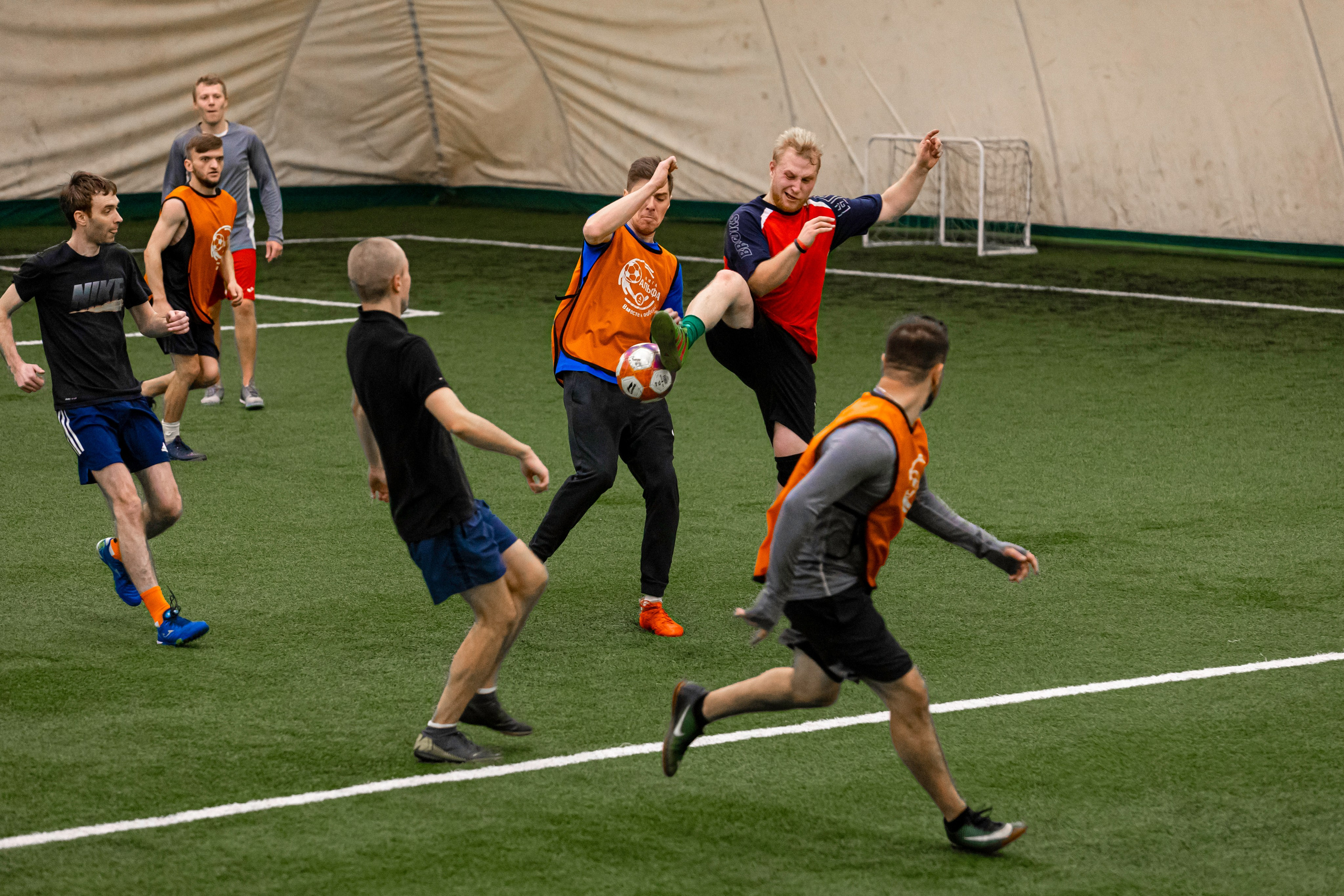 Фотосъёмка футбольного матча. Фотограф на праздник, корпоратив, День Рождения и Юбилей в г. Санкт-Петербурге Алексей Анкушев