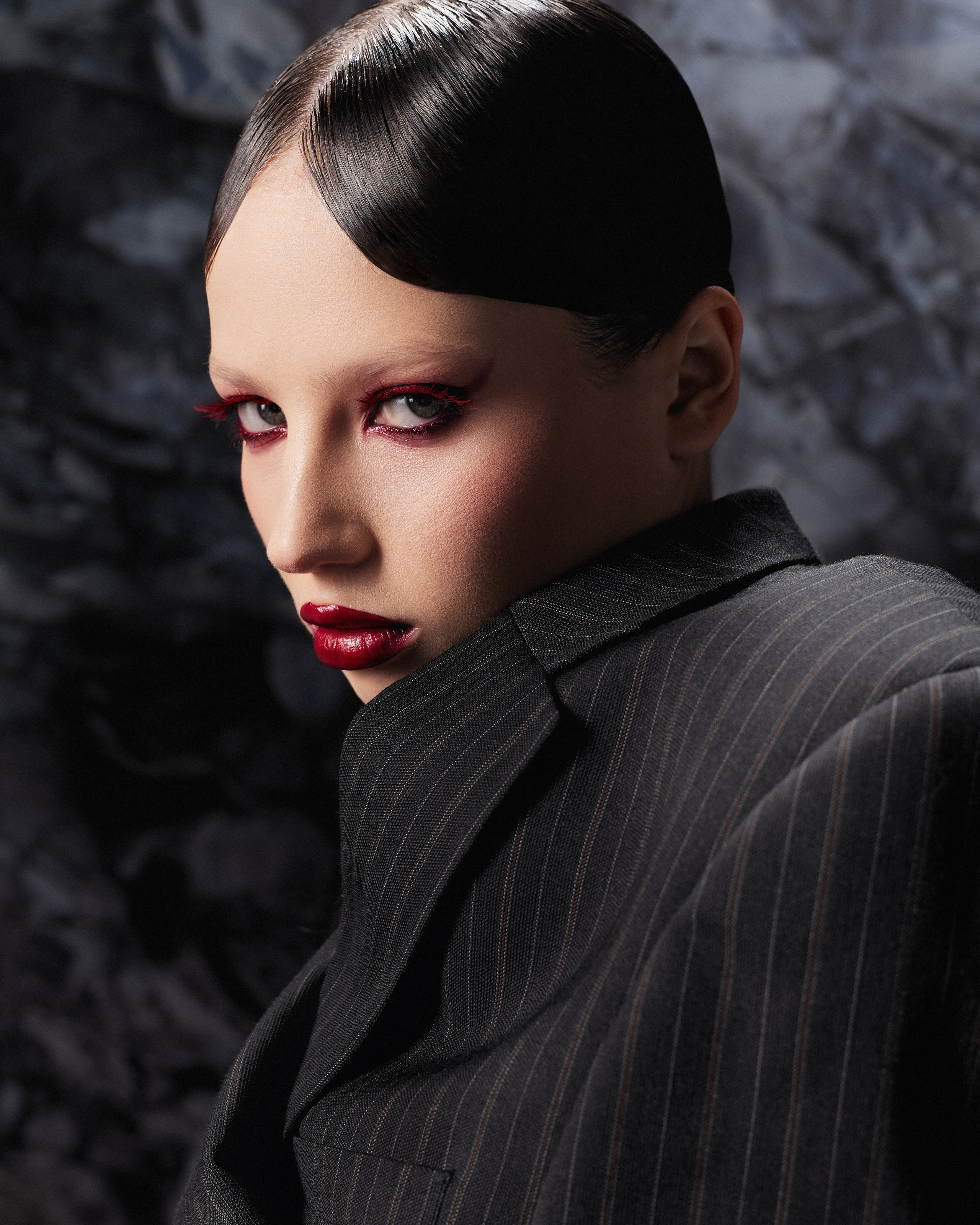 Vampire / art. Влада Зюзина — adalwzet posmotri — коммерческий фотограф в Москве — портретный фотограф, фотограф для брендов