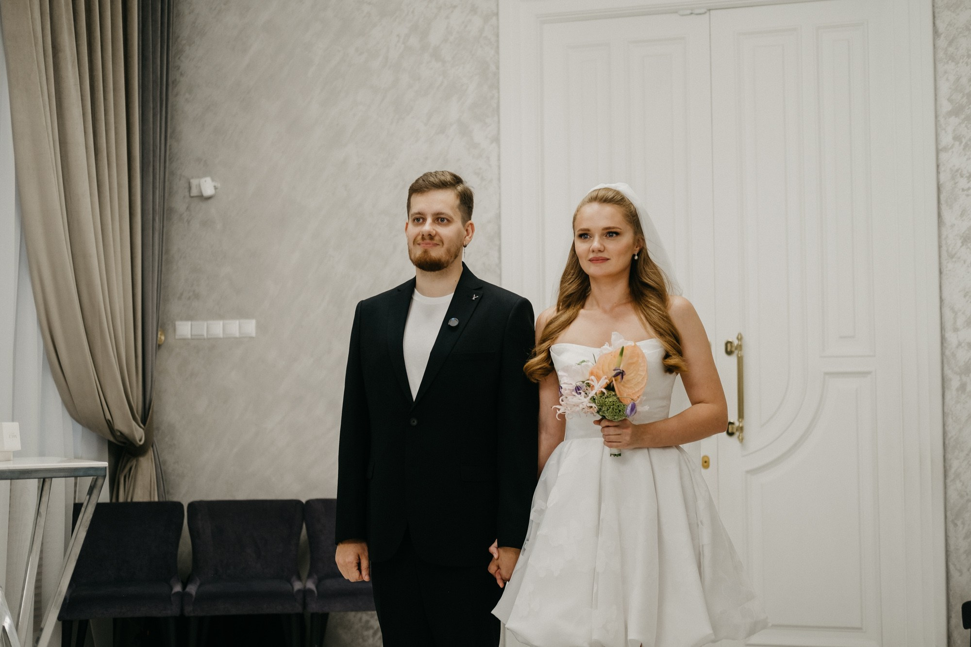 «ты красивый» — «нет, ты!». Свадебный фотограф Александра Тюлякова