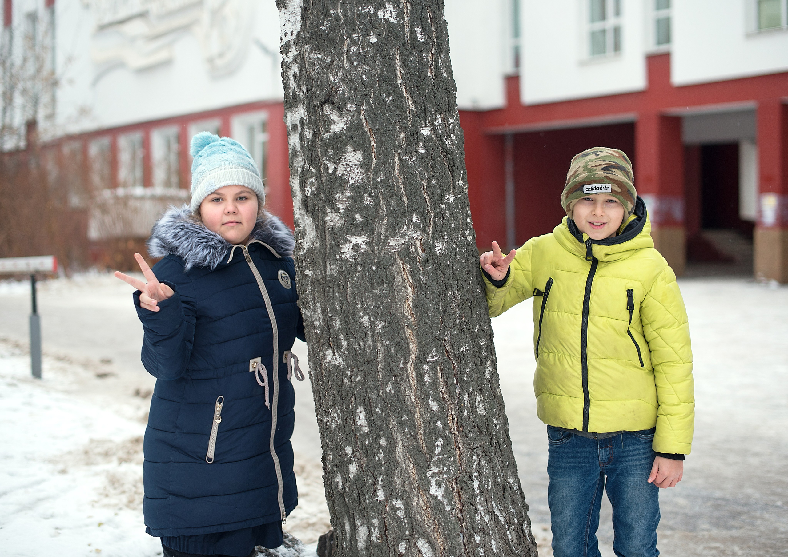 Пример съемки для выпускного альбома с наполнением «стандарт». Выпускные альбомы для школ и детских садов в Иваново