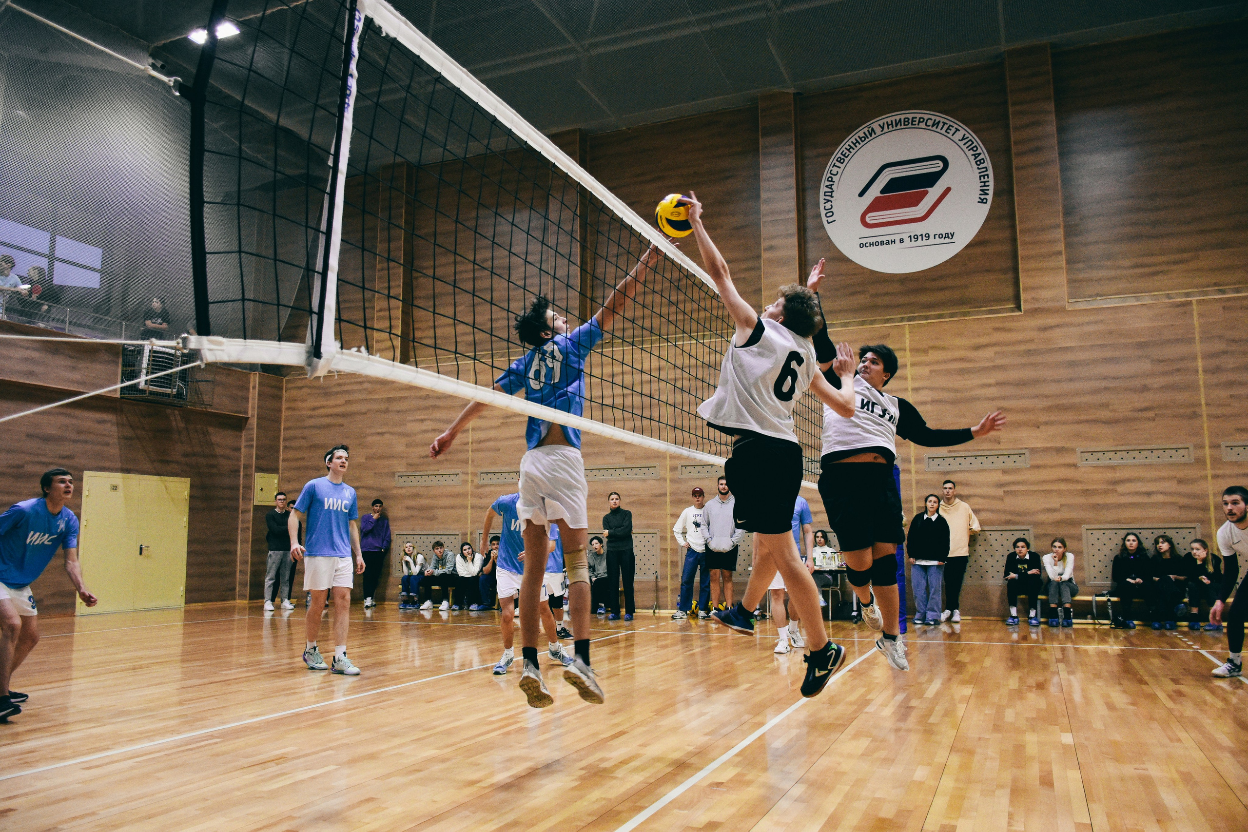Волейбол. Фотограф в Москве. Индивидуальные и парные съёмки, мероприятия, промо-съёмки для артистов