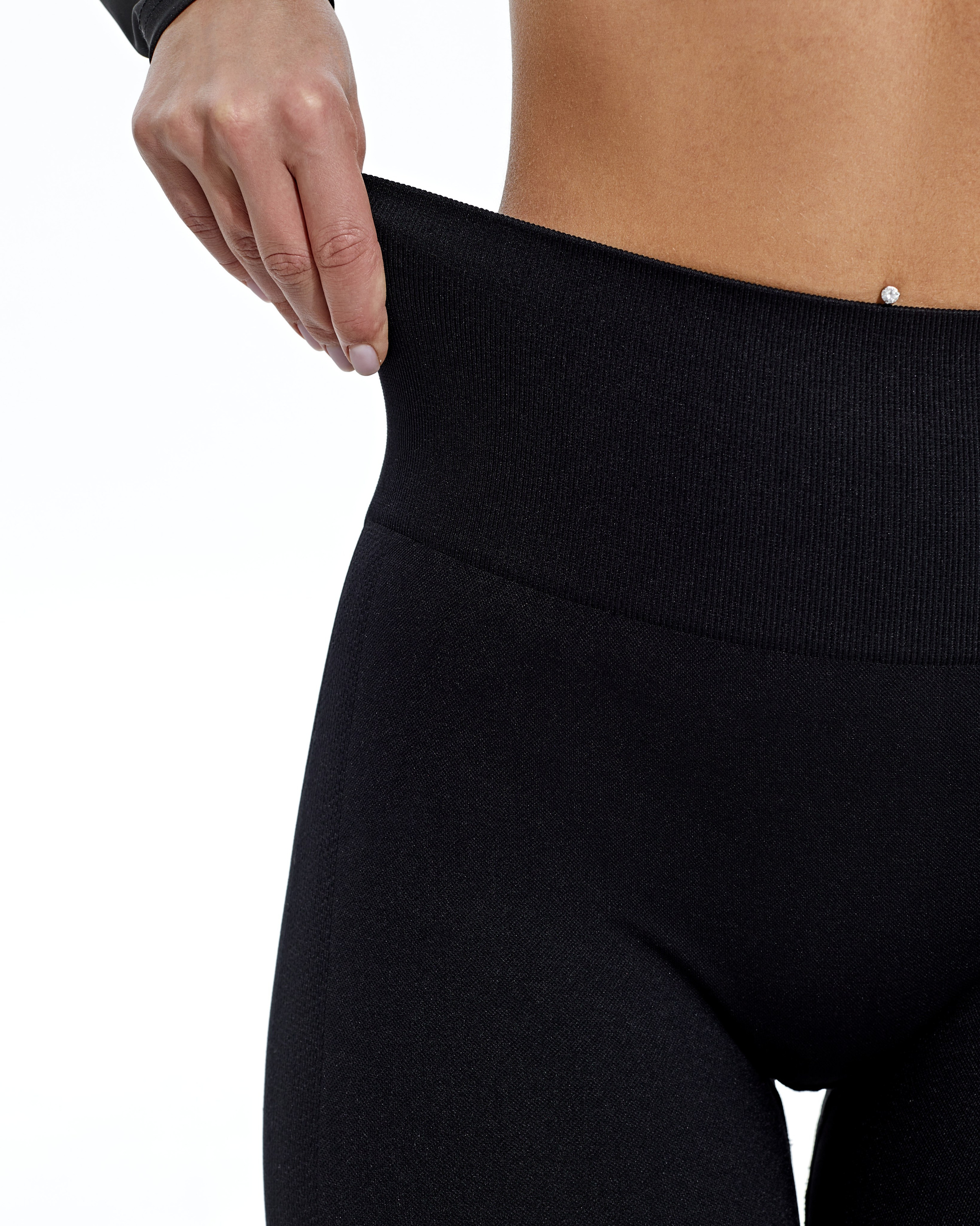 Каталог. Фотограф для брендов одежды и маркетплейсов в Москве