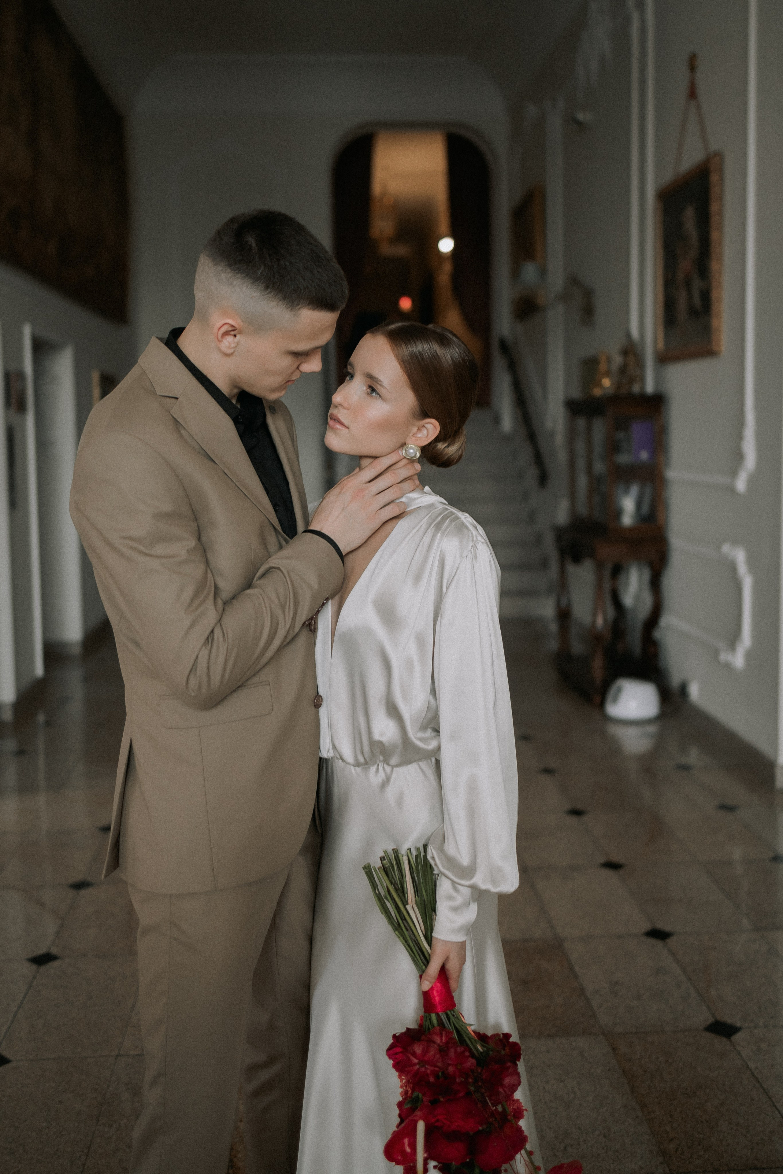 Свадебная прогулка Адель и Артём. Свадебная фотография. Арина Рубах