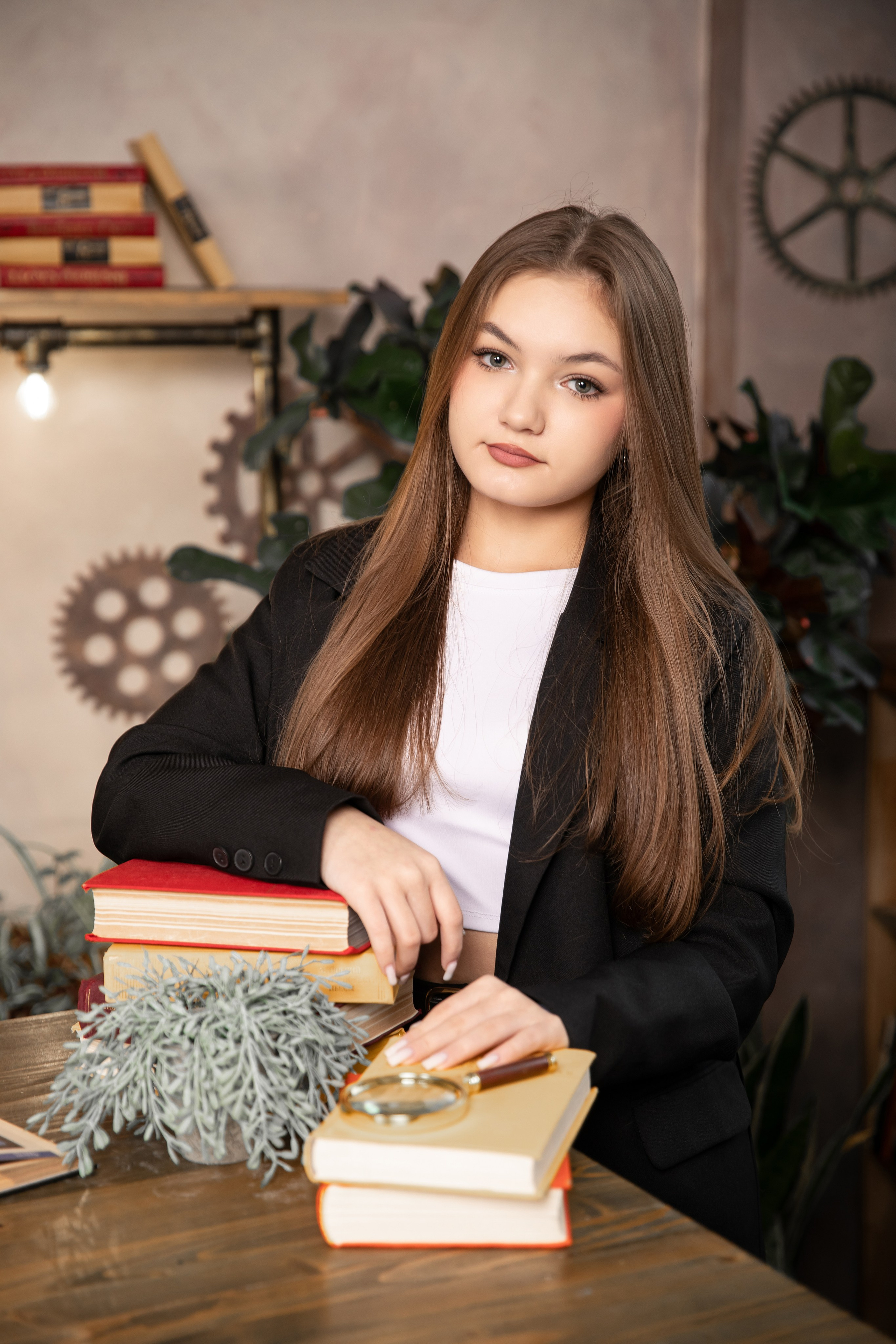 В фотозоне «Исследователь». Выпускные альбомы Евгении Виноградовой г. Липецк