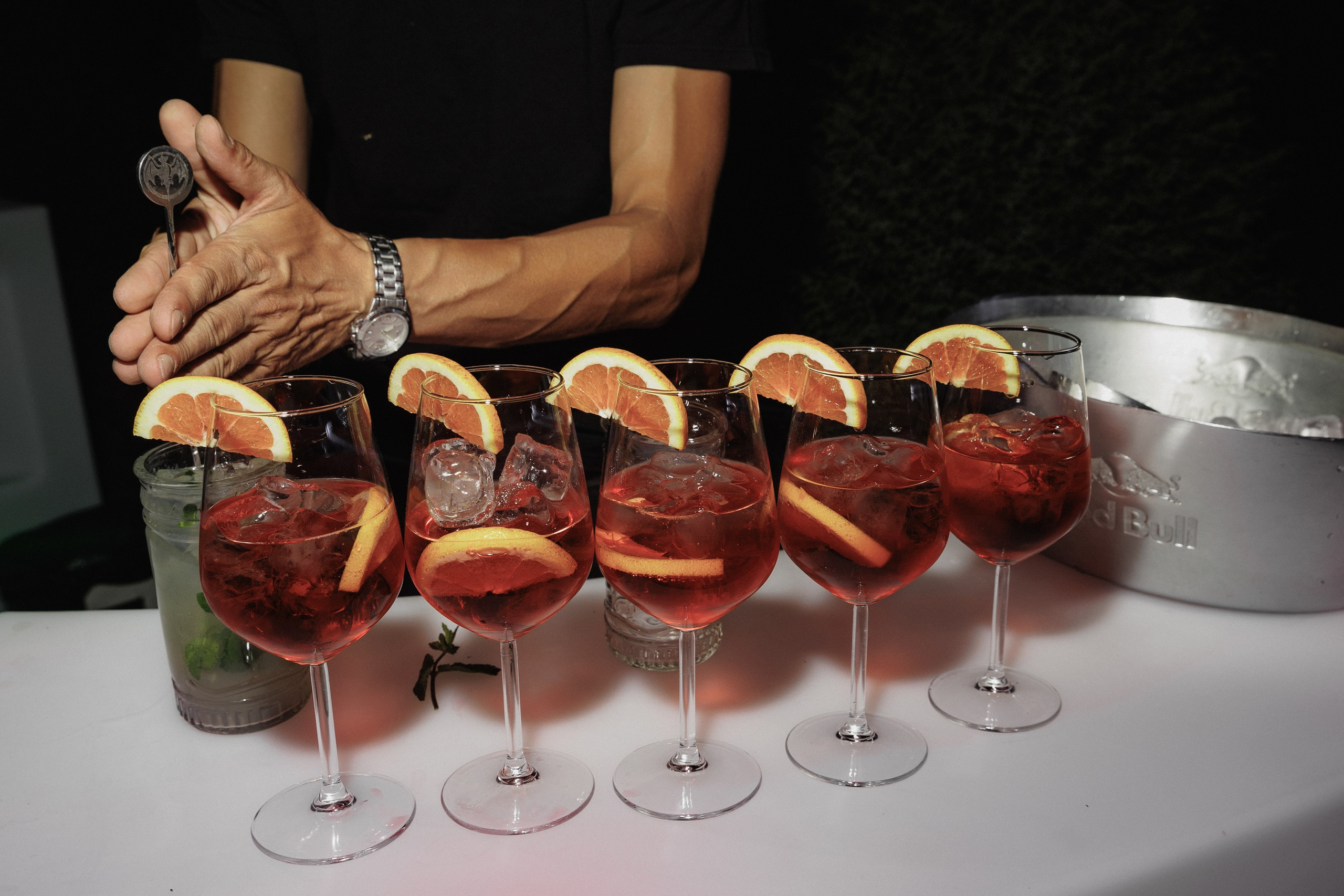 V&E | On The Moon. Свадебная фотография и видеосъёмка