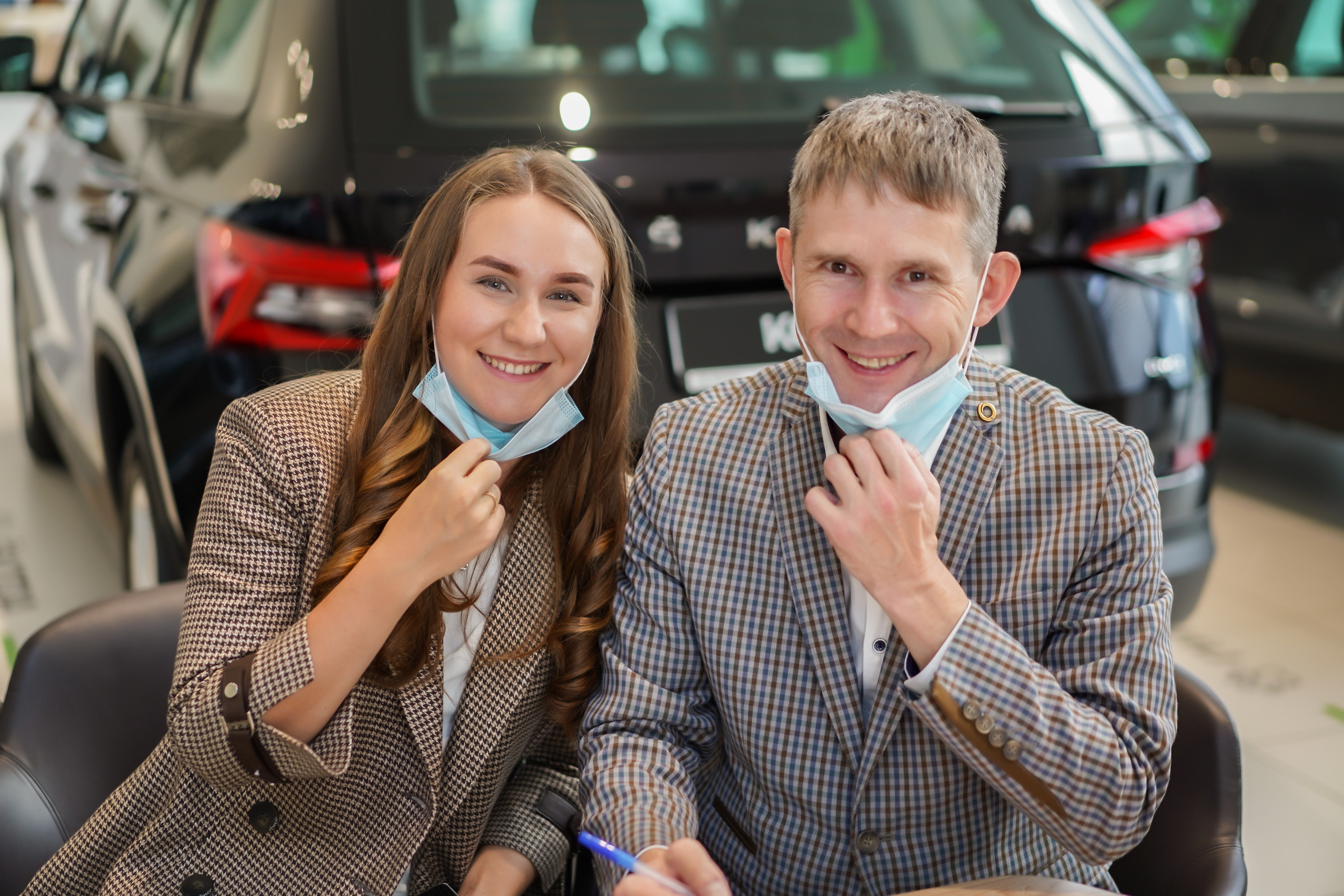 Вручение автомобиля Льву. Фотограф Нижний Тагил Екатеринбург Марина Малышева