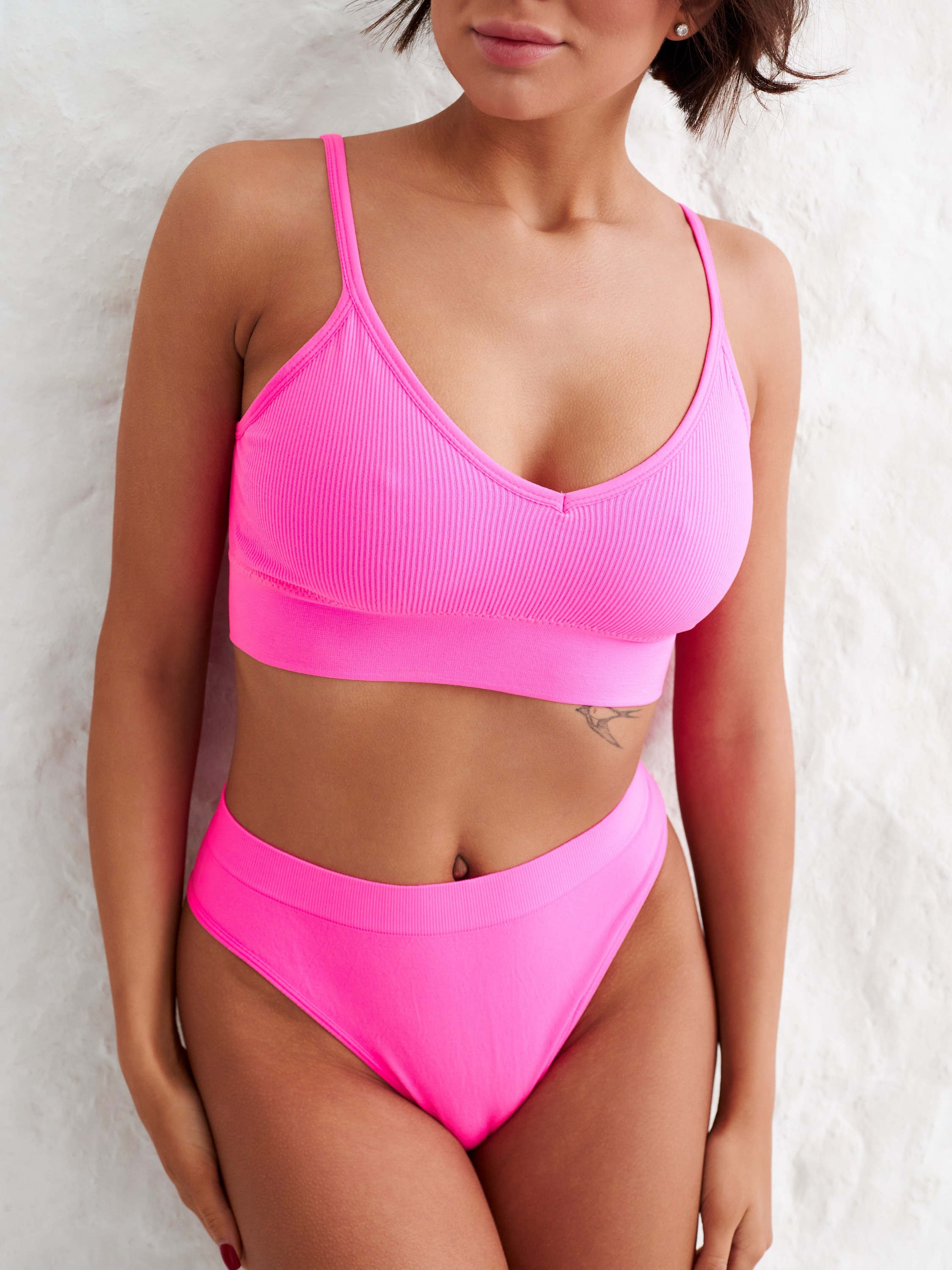 Фотосъемка нижнего белья Екатеринбург Wildberries ВБ Ozon Озон фотосессия белья Екб заказать цена фотосъемка товара WB маркетплейс белье. Фотограф Екатеринбург Анастасия Жерновская | Маркетплейсы и нейрофото