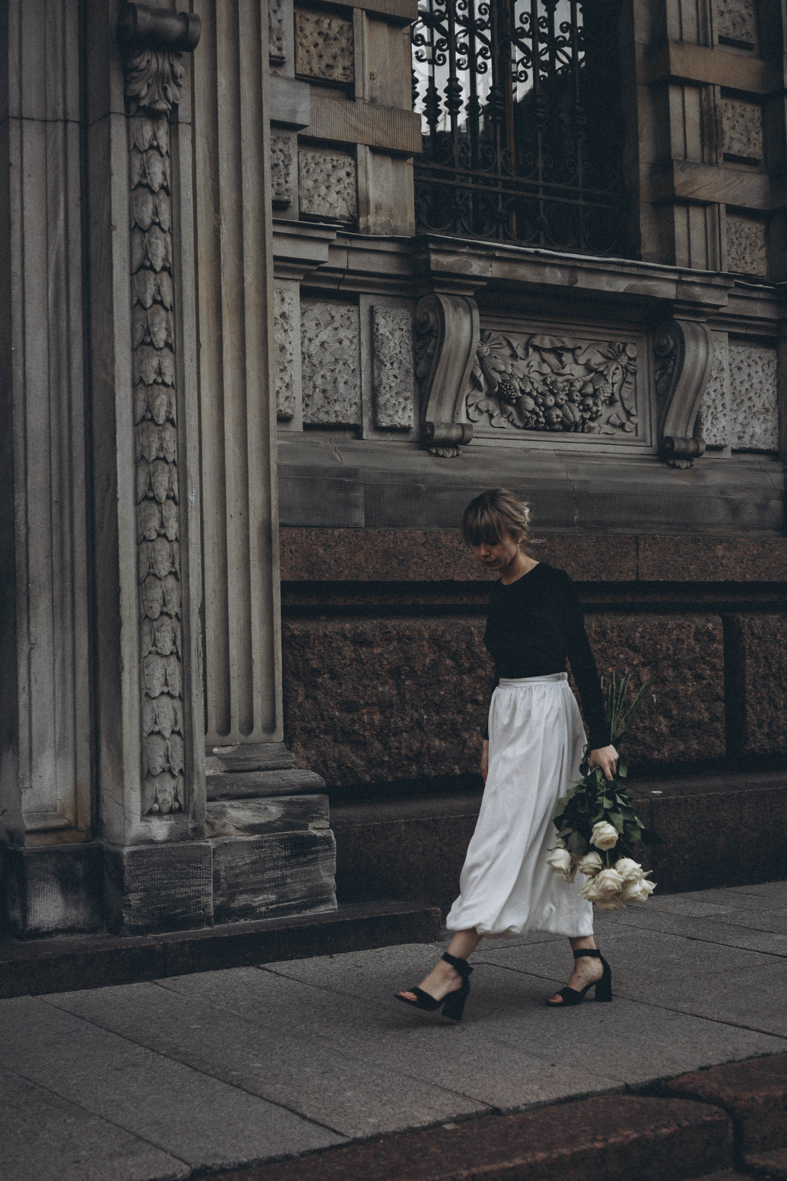 ПРОГУЛКА ПО ГОРОДУ В БЕЛЫЕ НОЧИ (другой вариант). Профессиональный фотограф, Санкт-Петербург — Виктория Богомолова
