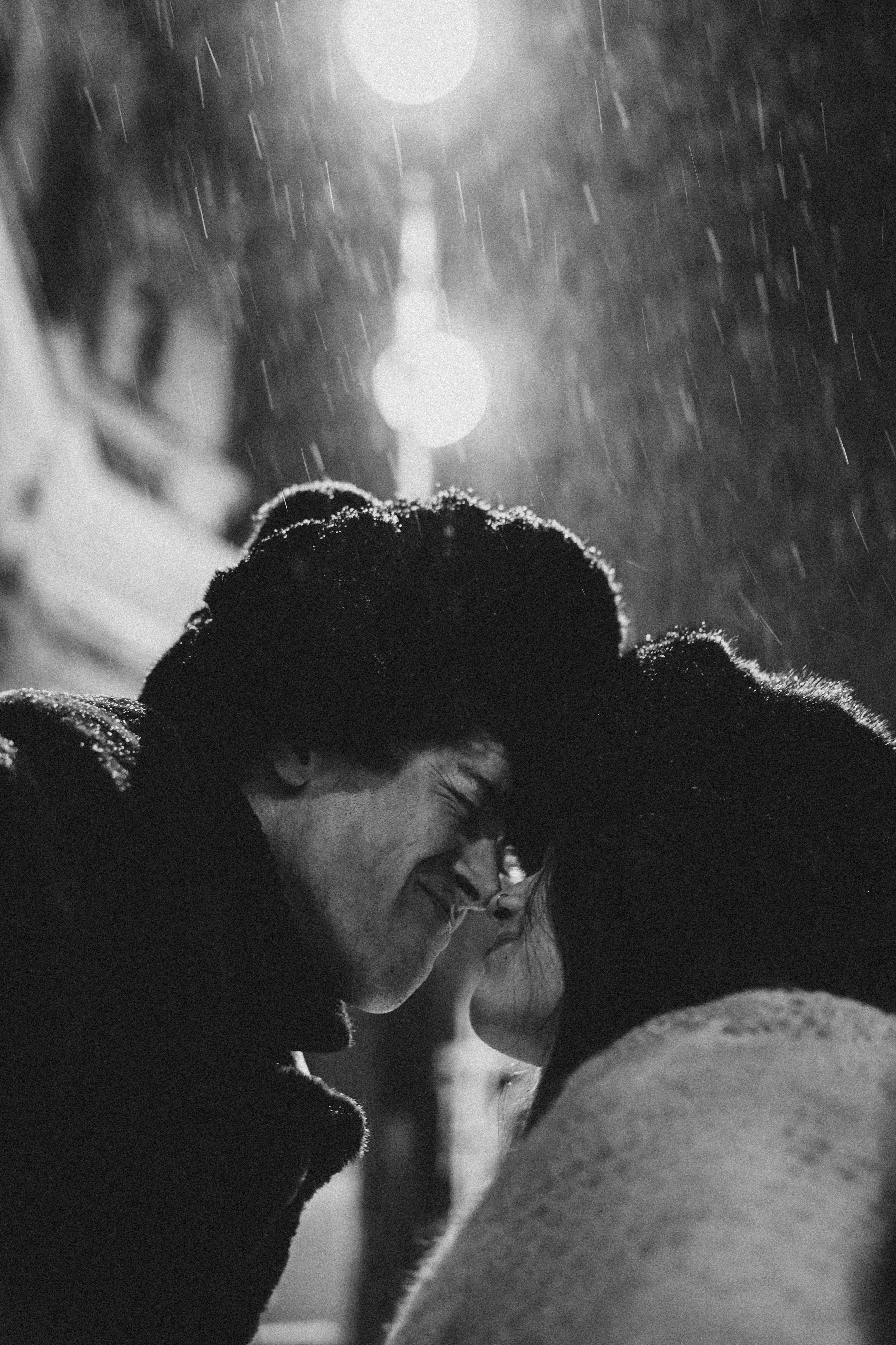 НОВОГОДНЯЯ ПРОГУЛКА ПАРЫ ПО ЧЕРНЫШЕВСКОЙ ПЕРЕД НОВЫМ ГОДОМ. Профессиональный фотограф, Санкт-Петербург — Виктория Богомолова