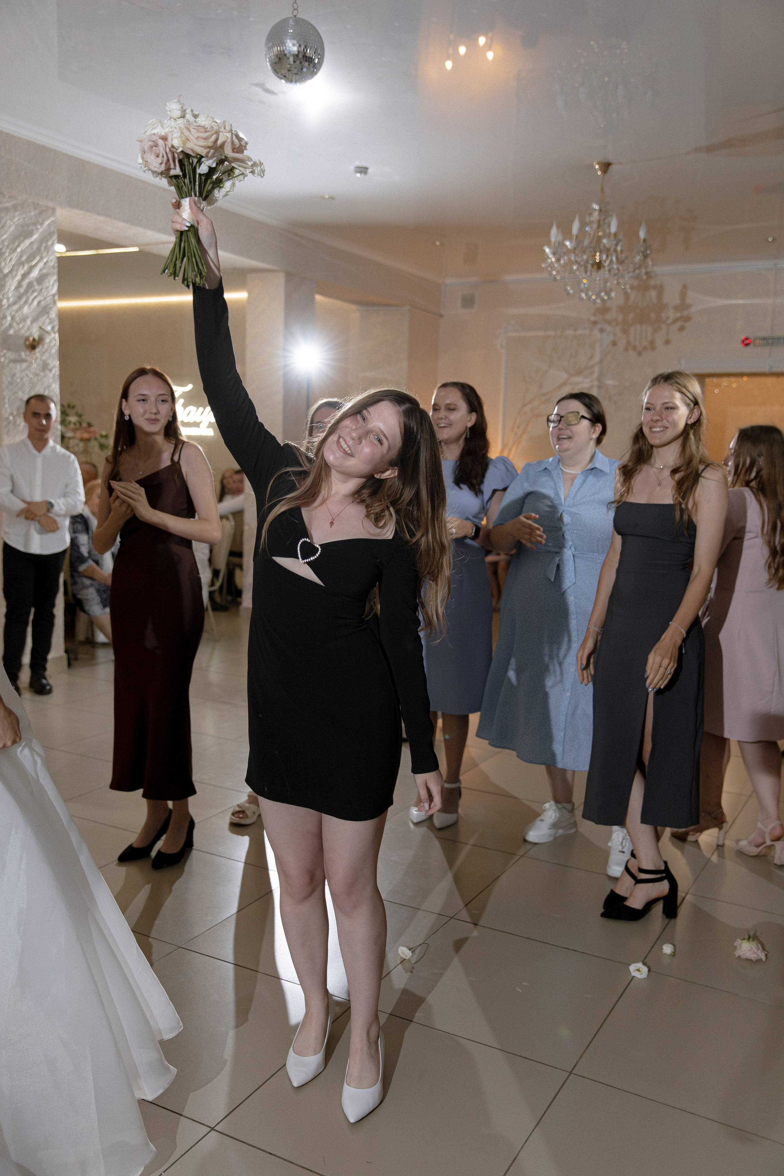 Он, она и весь день любви. Злата и Никита. Свадебный и семейный фотограф в Екатеринбурге Катя Буряк