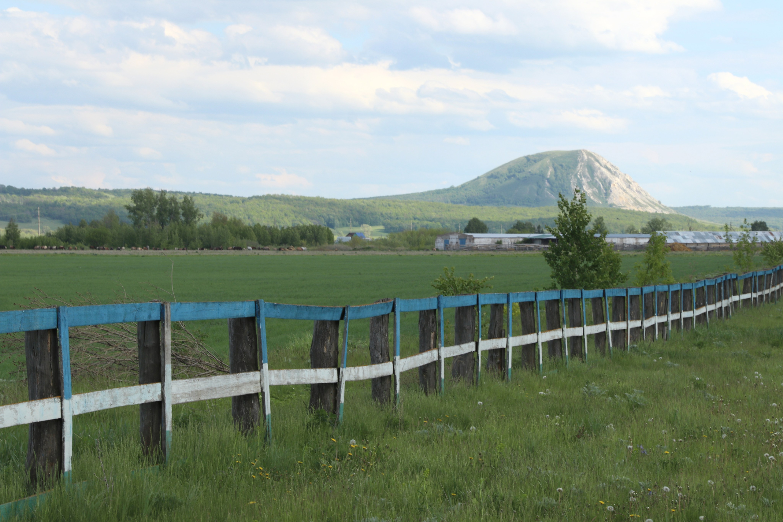 Вдалеке шихан Торатау