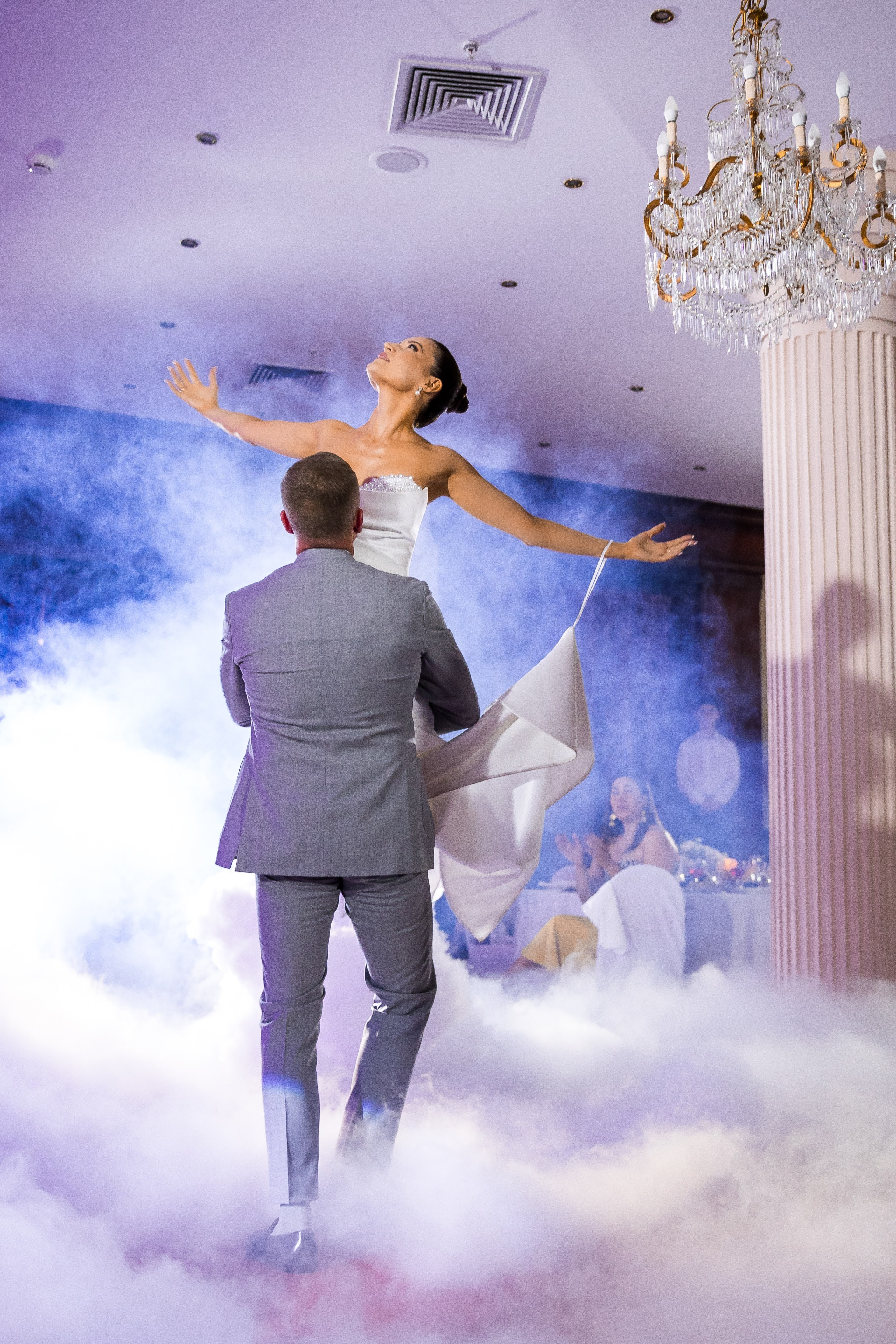 Роман и Елена. Фотограф FOTOBANKA