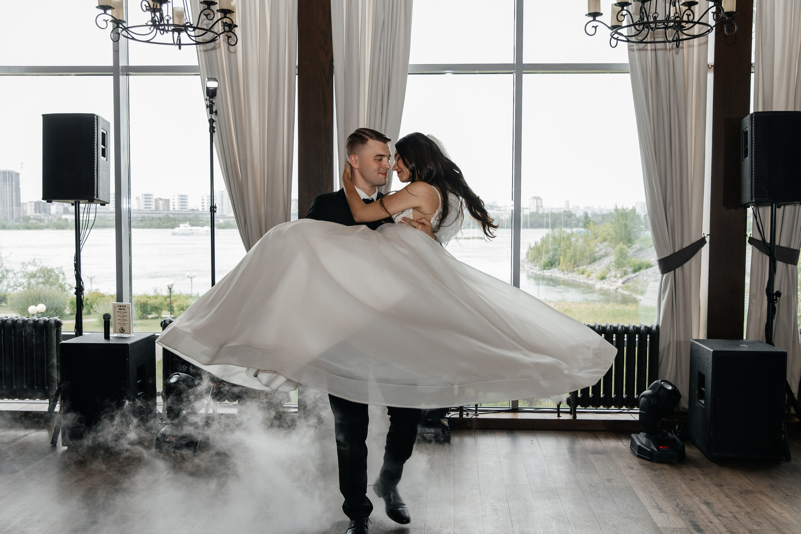 Виктория и Руслан. Свадебный фотограф Красноярск — Кристина Ива