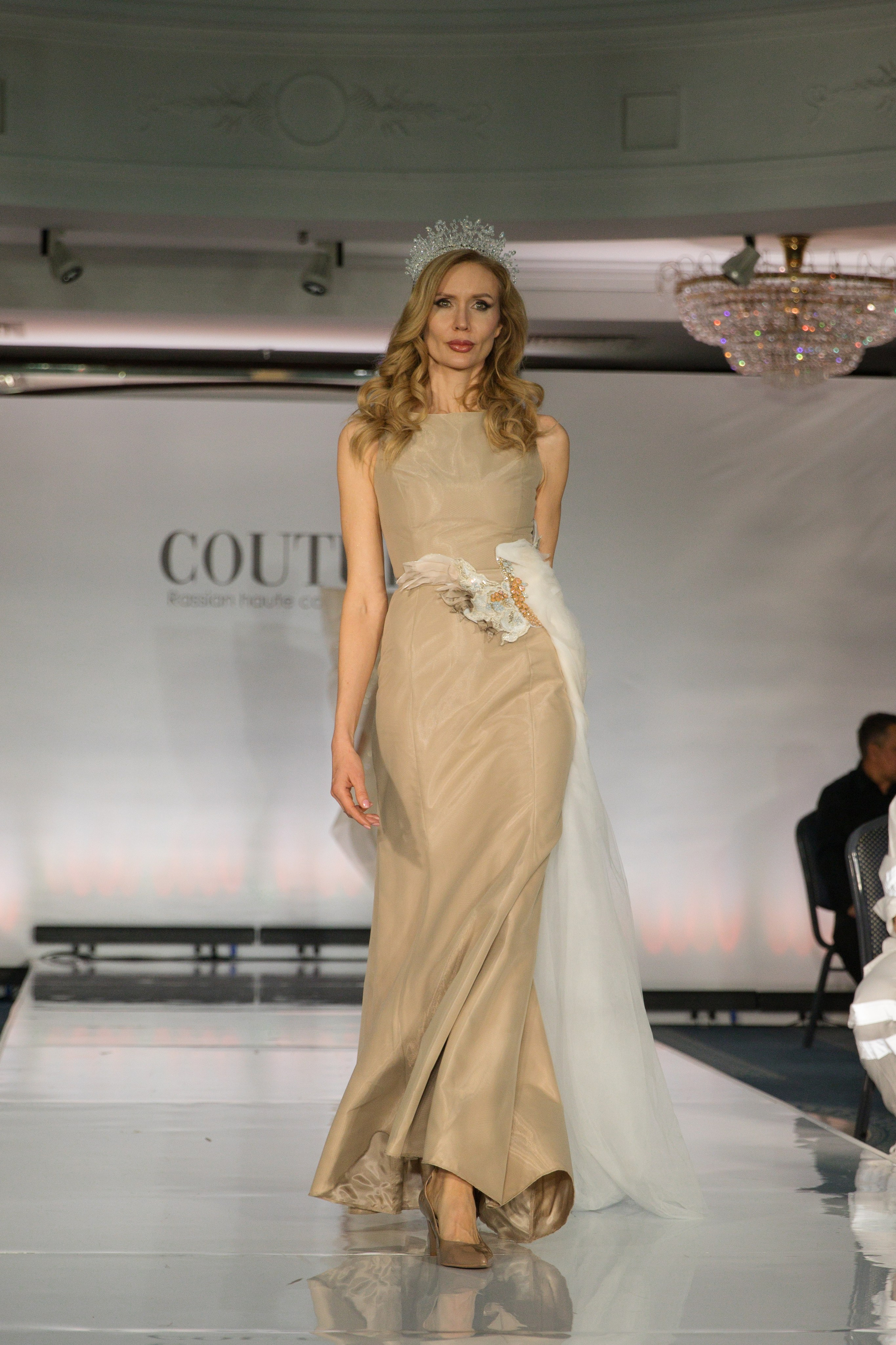 Репортаж показа «Кутюр по-русски». Фотограф в Санкт-Петербурге Вагнер Юлия