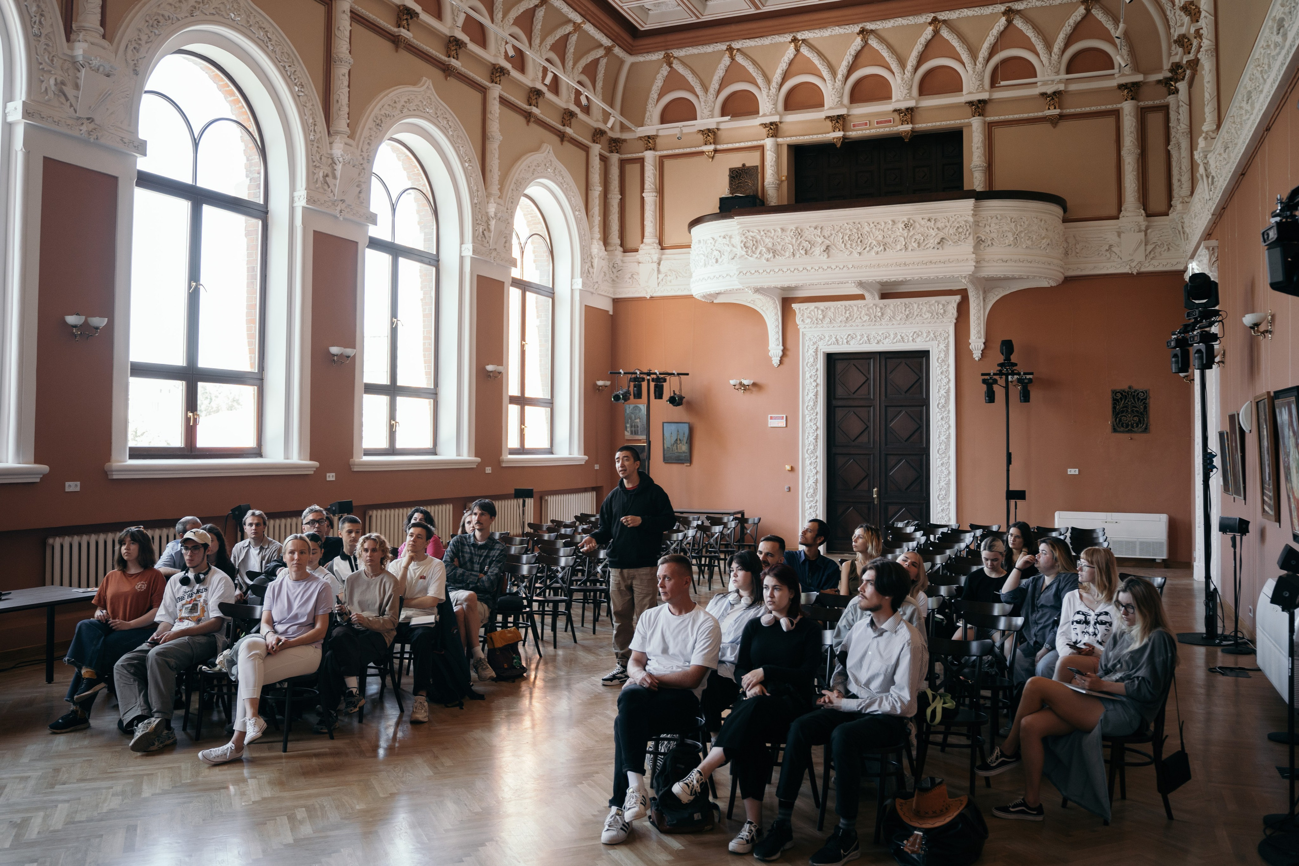 Лекция лаборатории ДОК. Репортажный фотограф в Казани Виктория Трунова