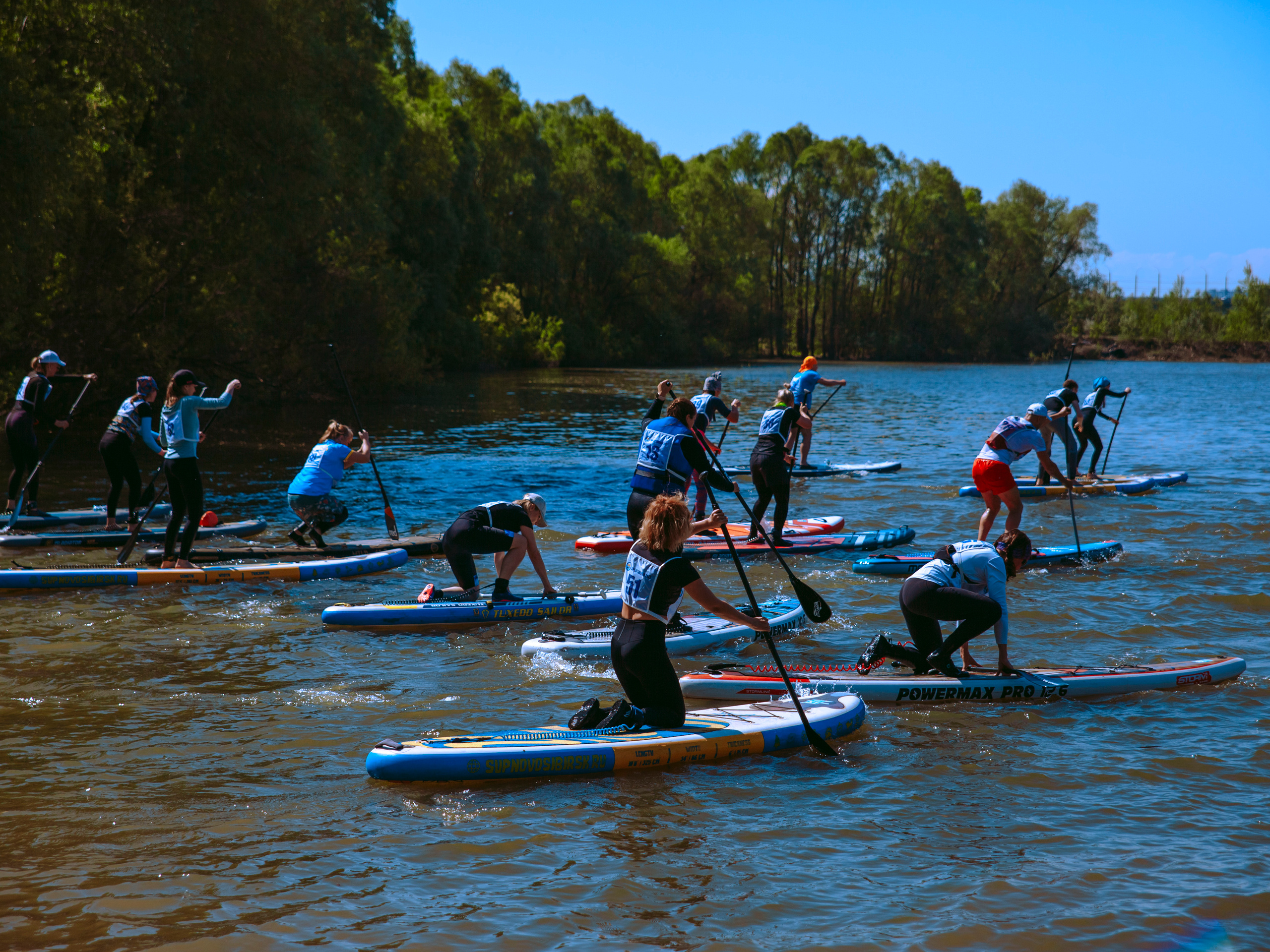 Соревнования и фестиваль по сап-серфингу.