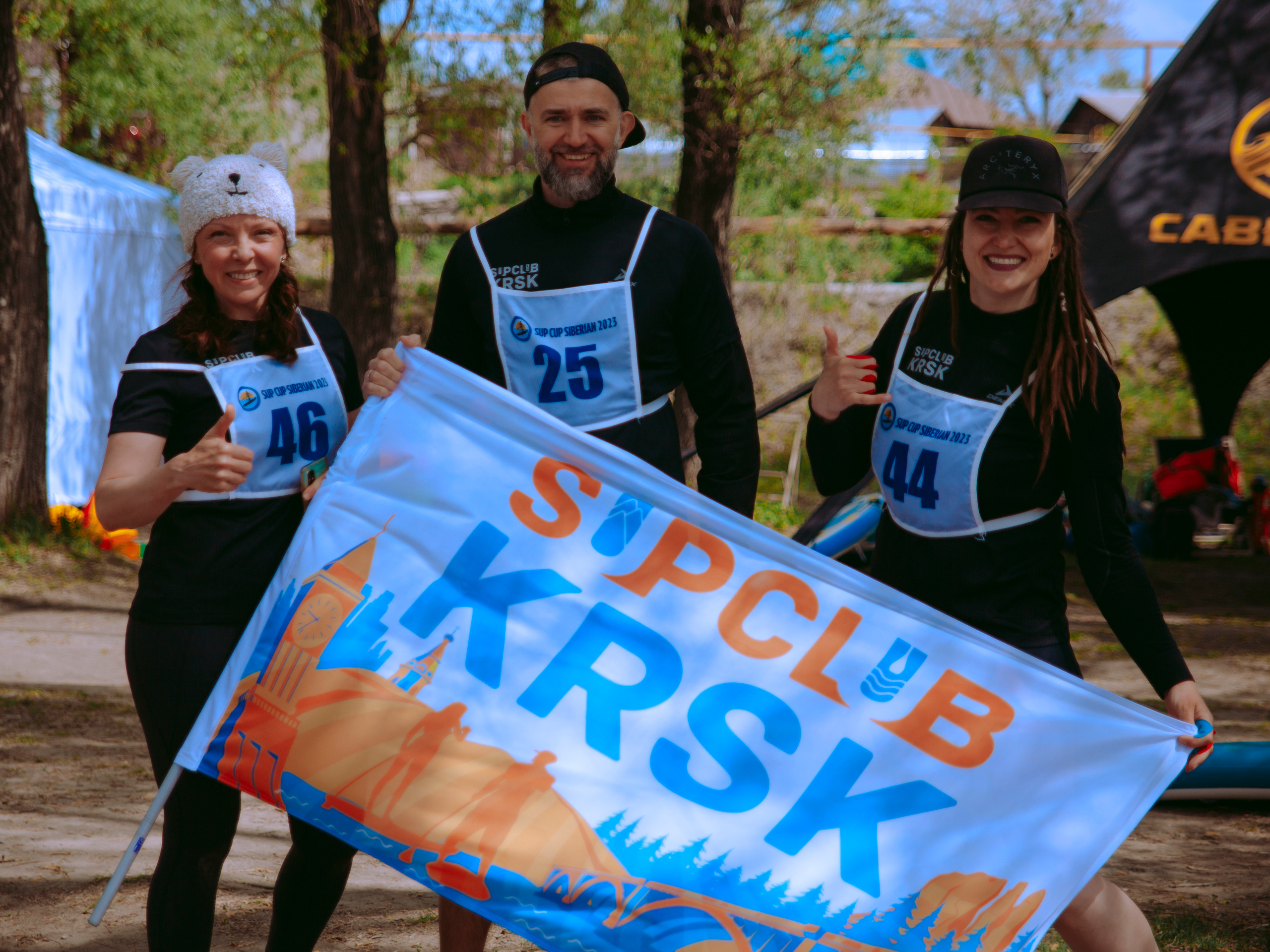 Соревнования и фестиваль по sup-серфингу в Новосибирске.