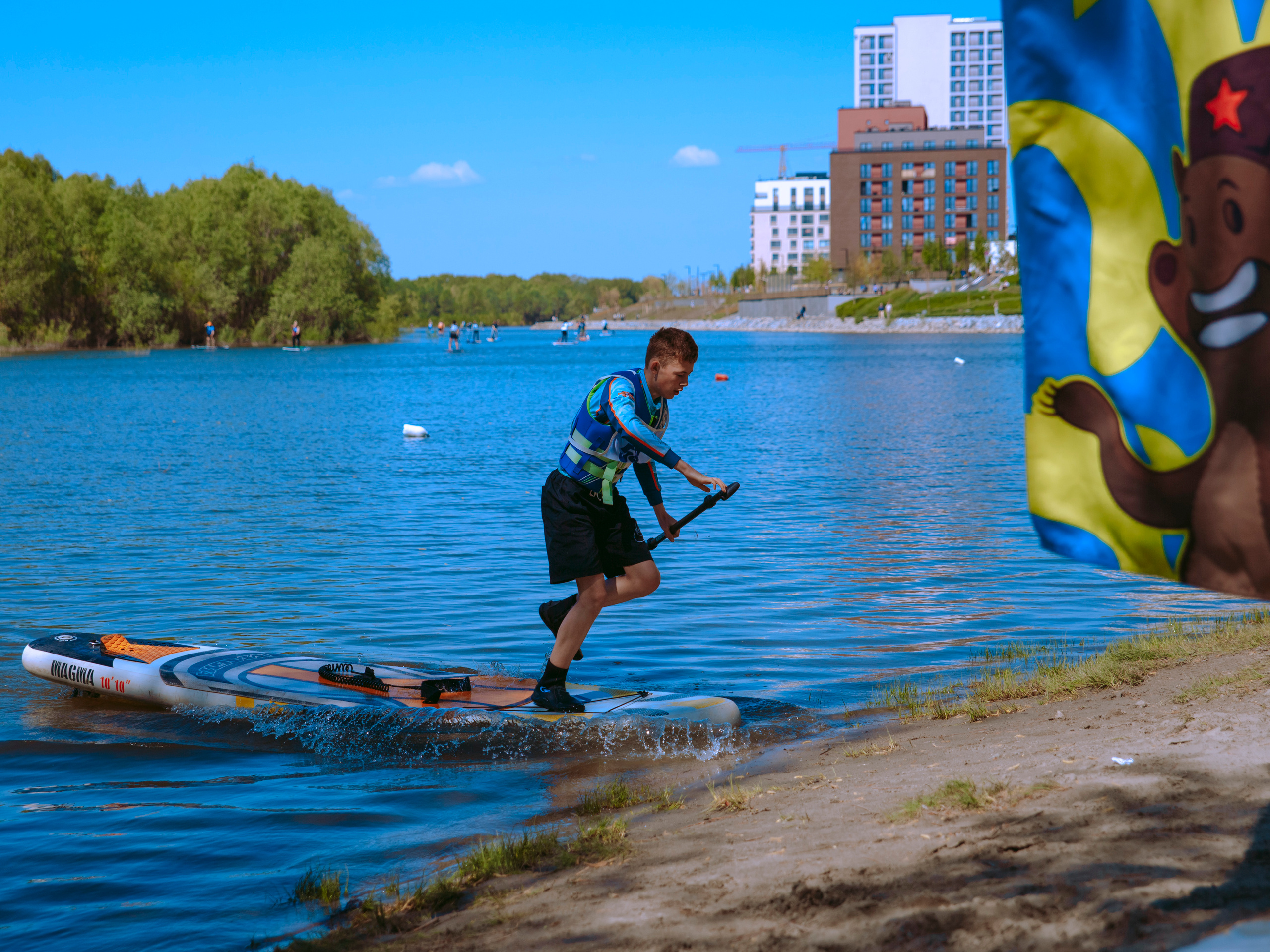 Соревнования и фестиваль по сап-серфингу.
